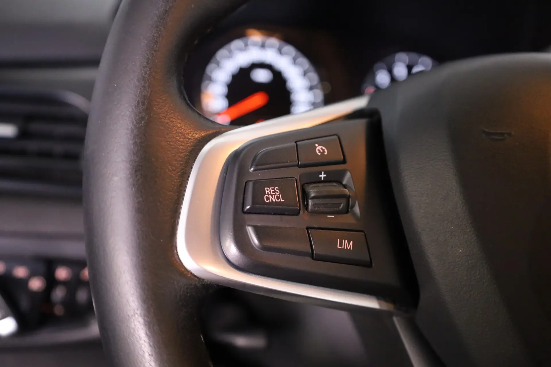 BMW 225xe Active Tourer Advantage 36