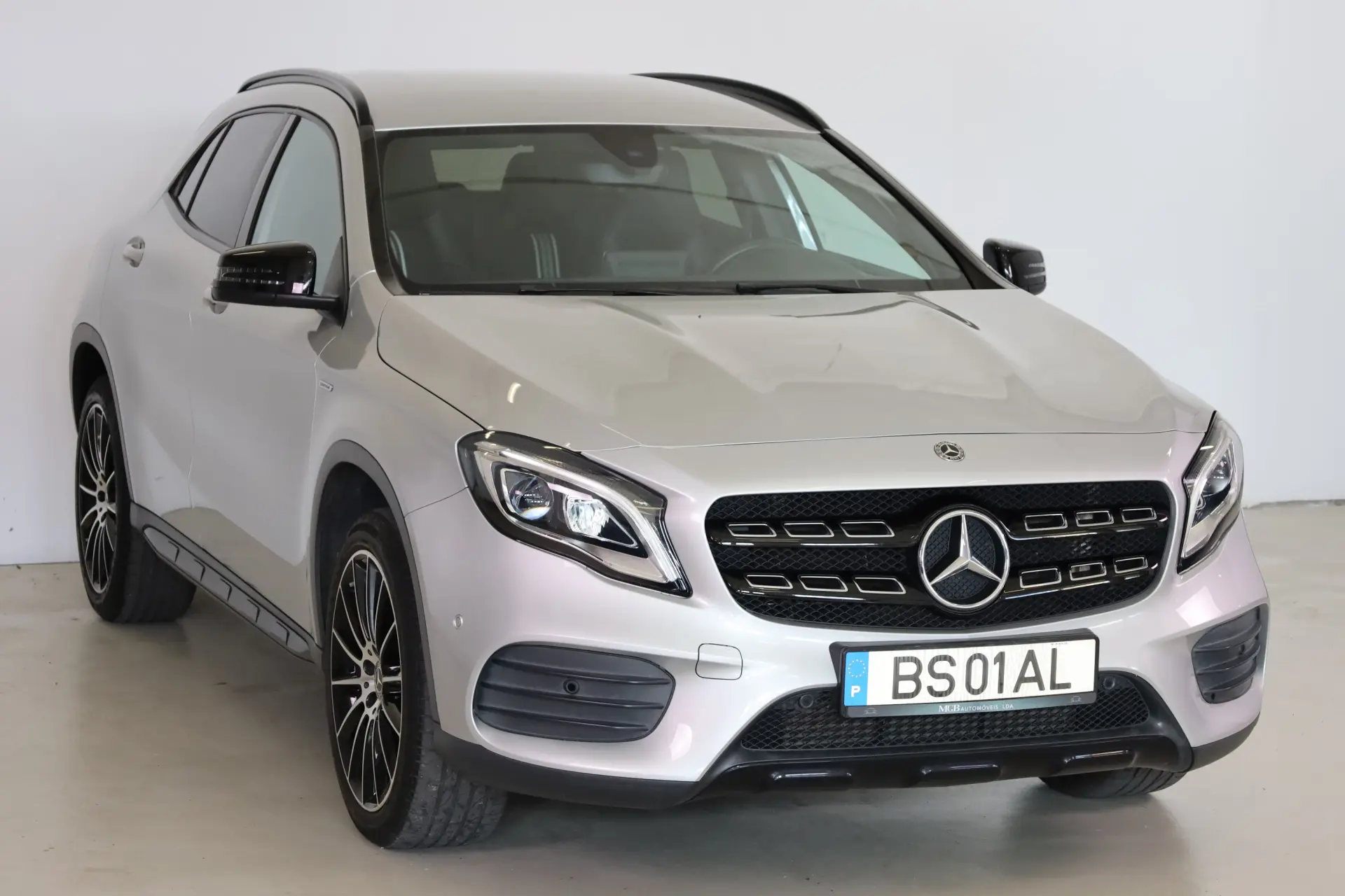 Mercedes-Benz GLA 180 Edition 1 2