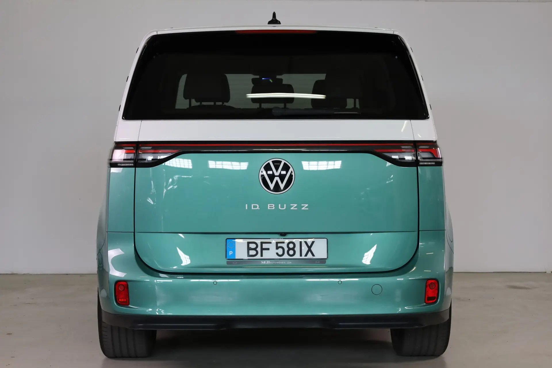 Volkswagen ID.Buzz Pro 17