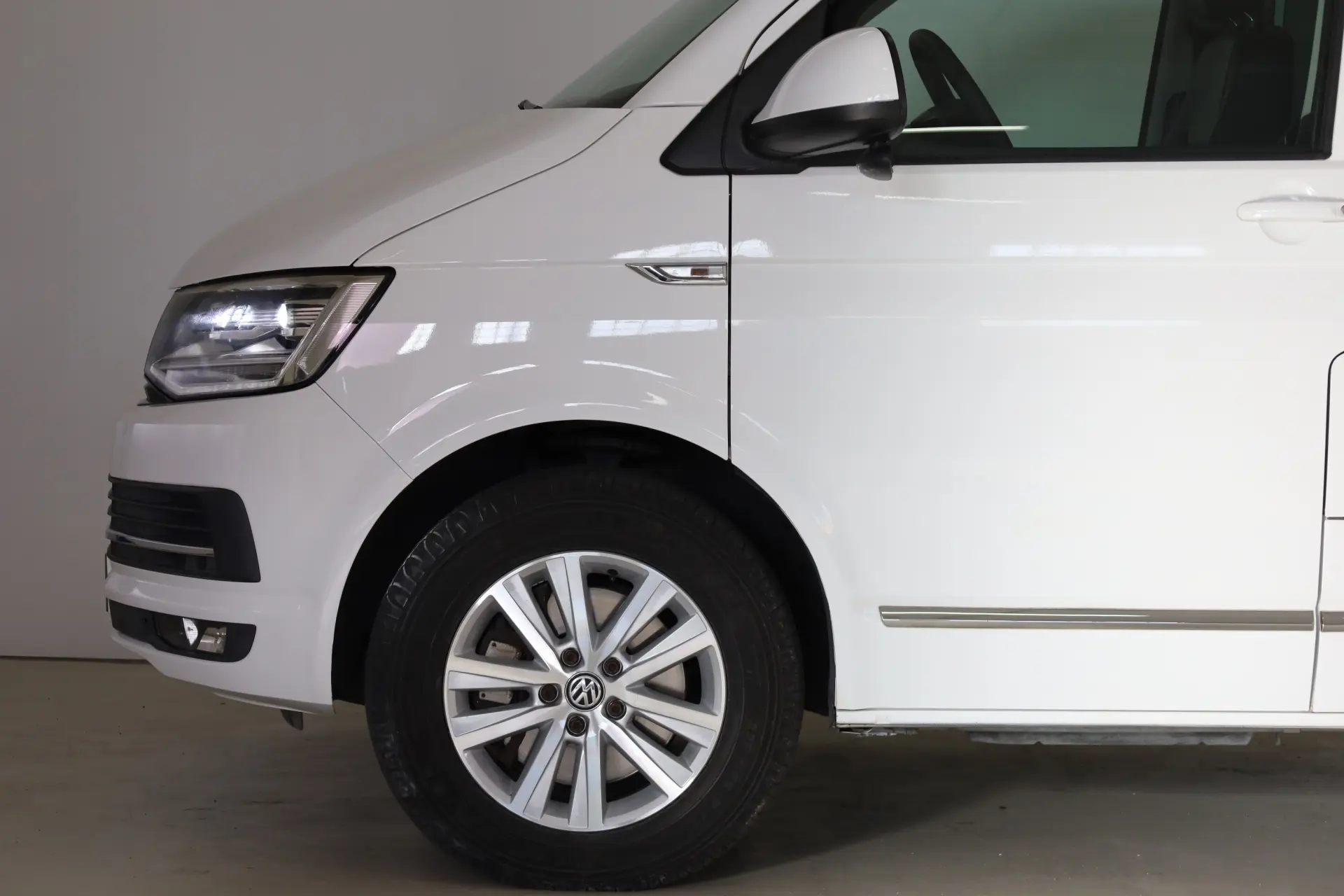 Volkswagen Caravelle 2.0 TDI BlueMotion Highline Aut 9