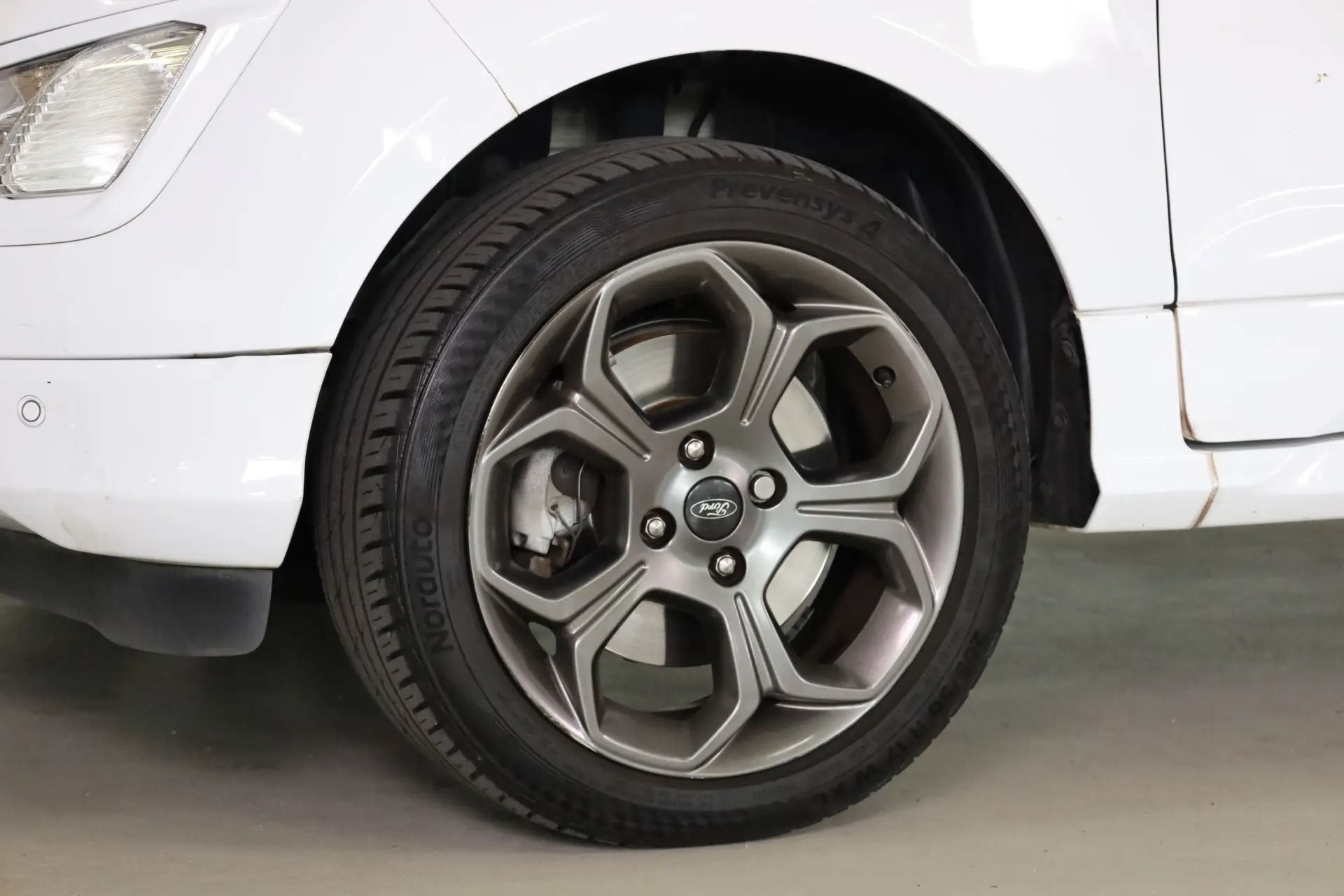 Ford EcoSport 1.0 EcoBoost ST-Line Plus 13