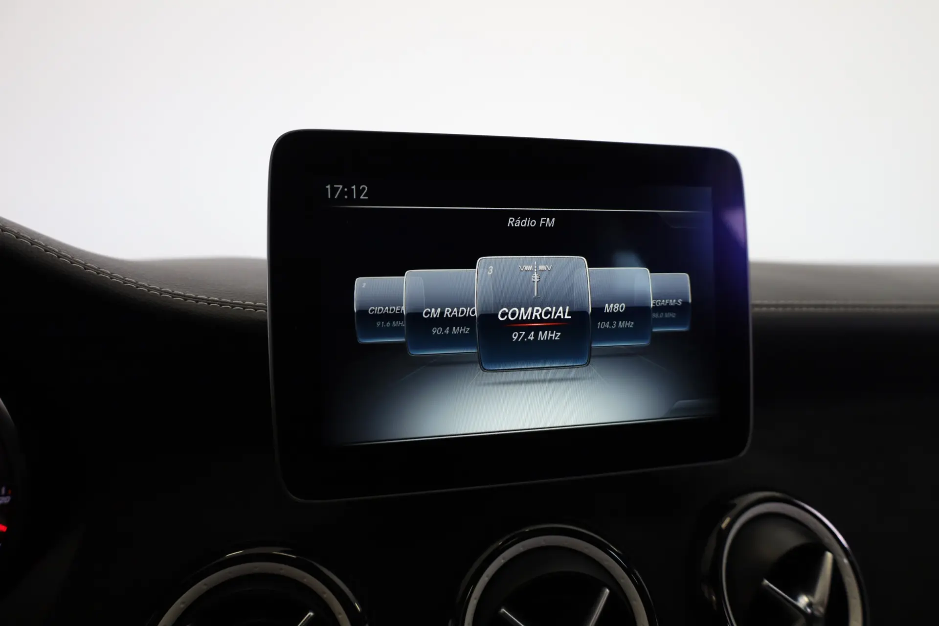 Mercedes-Benz GLA 180 Edition 1 34