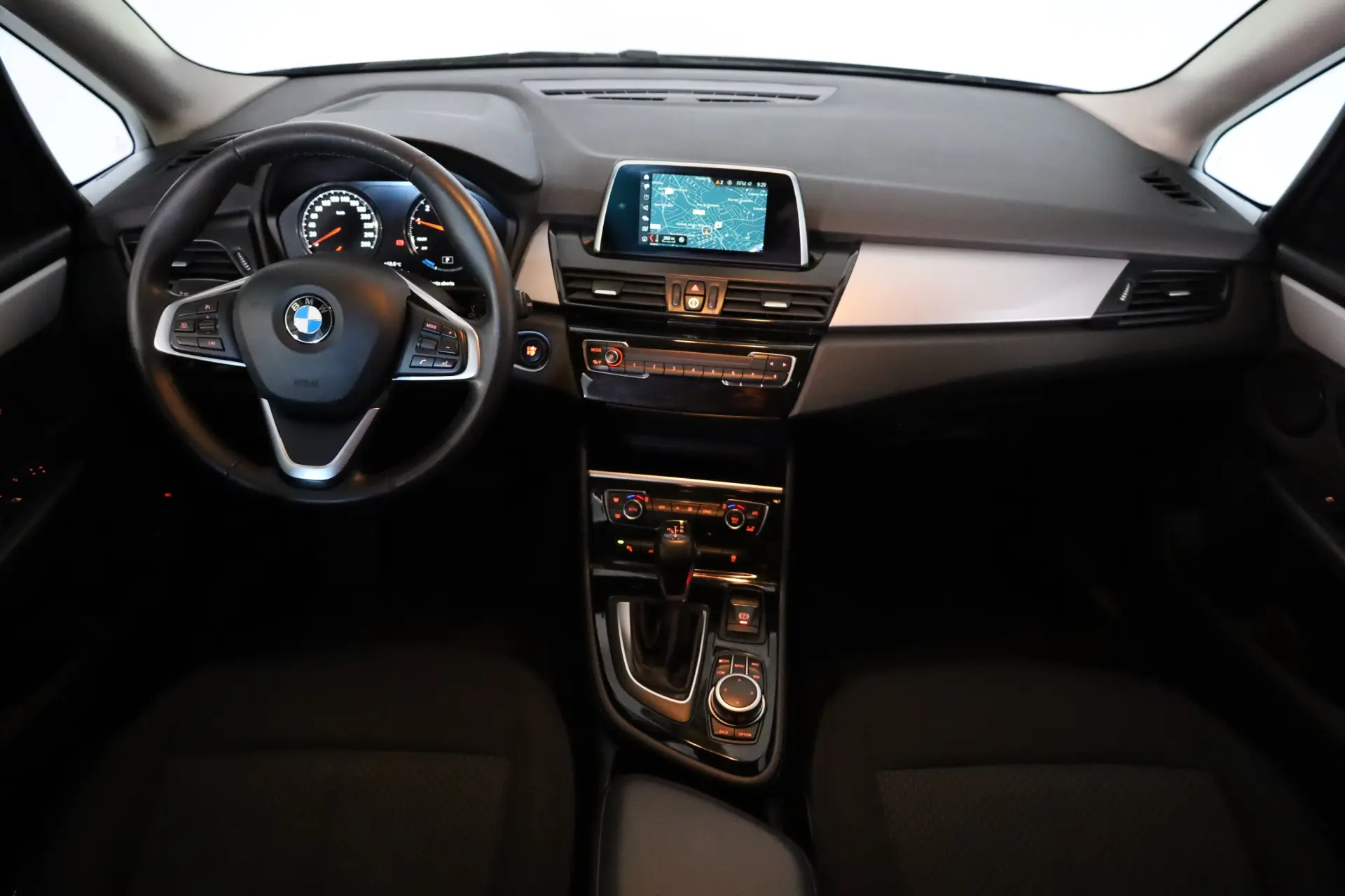 BMW 225xe Active Tourer Advantage 5