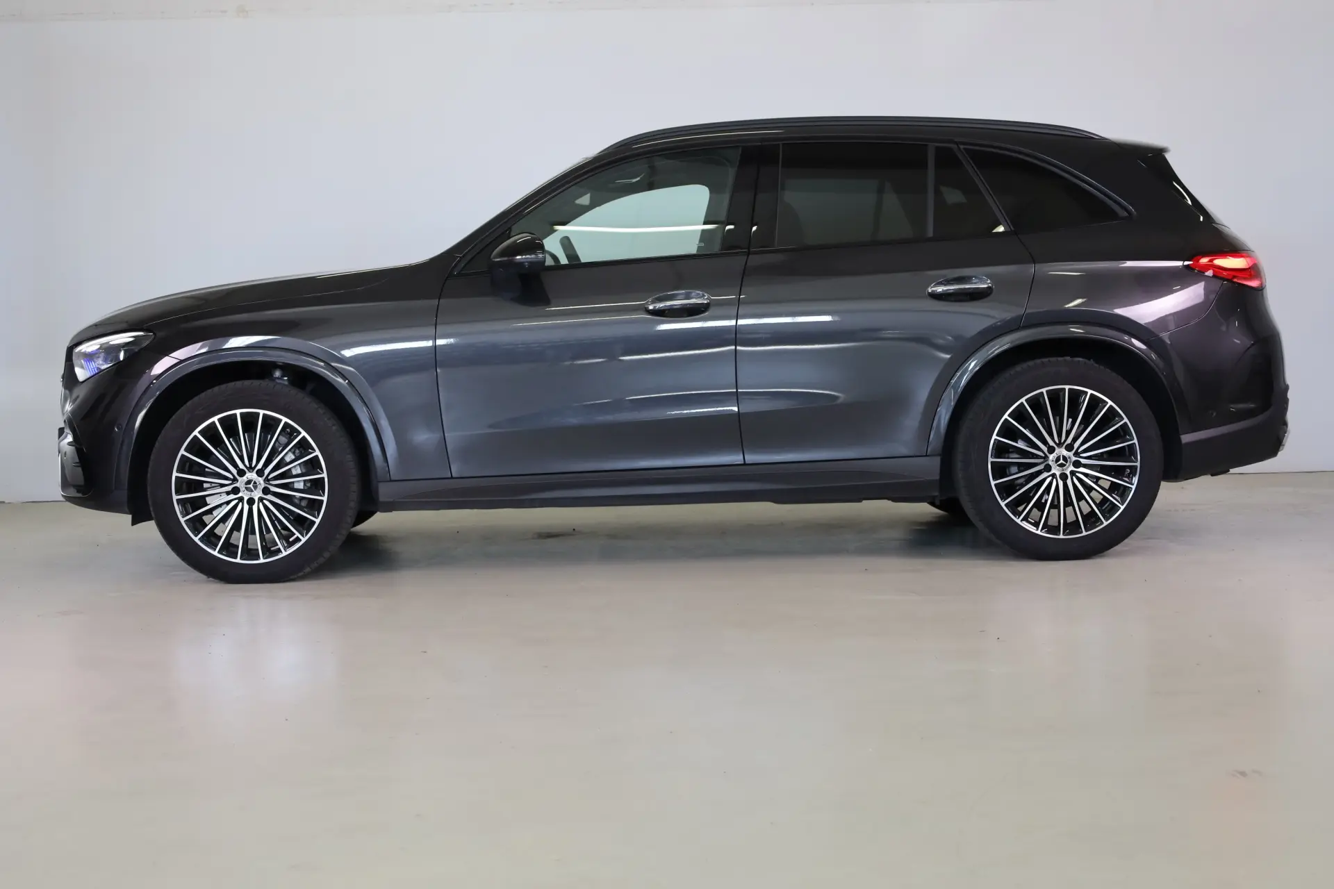 Mercedes-Benz GLC 300 d 4Matic 4
