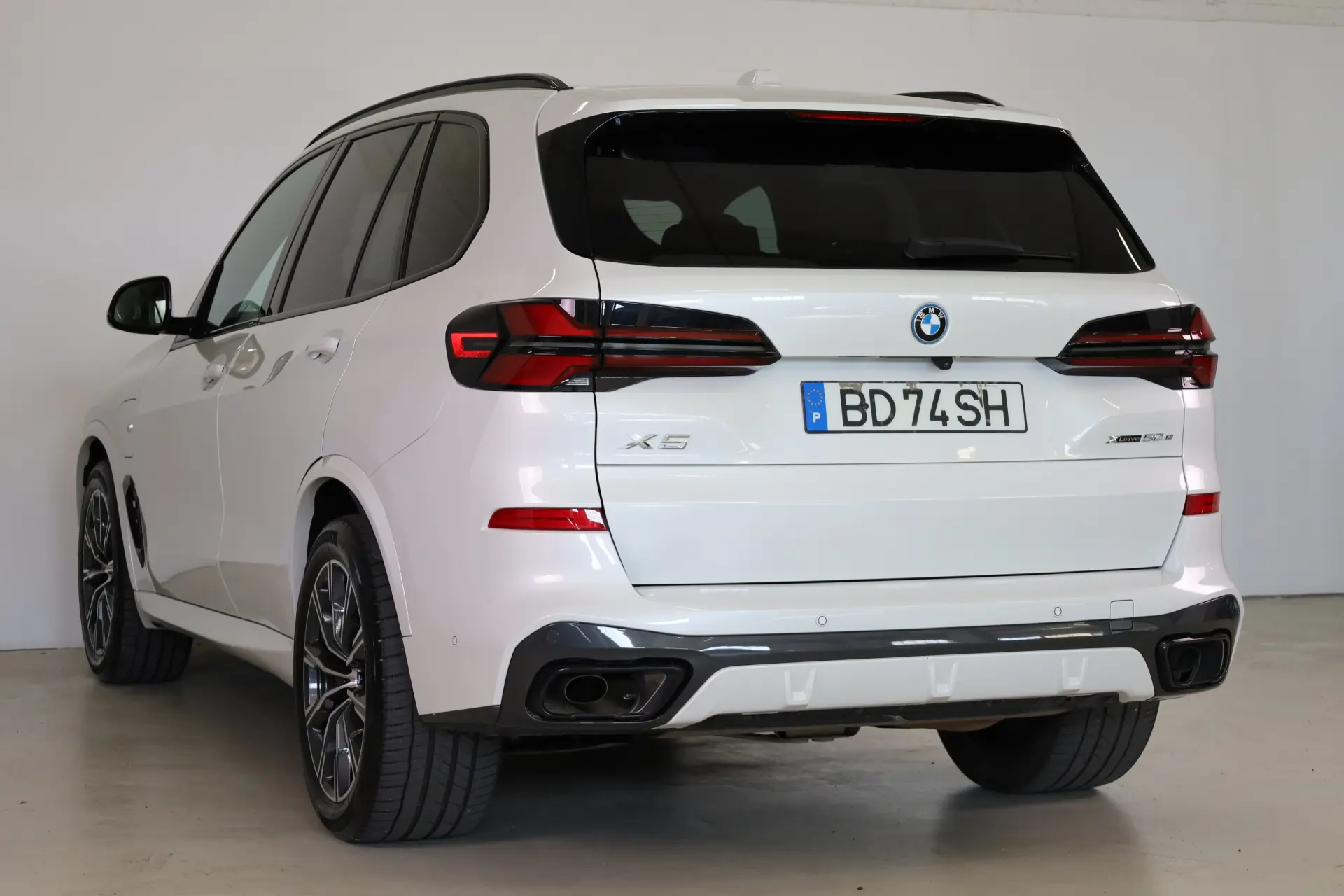 BMW X5 50 e xDrive Pack M Desportivo Pro 16