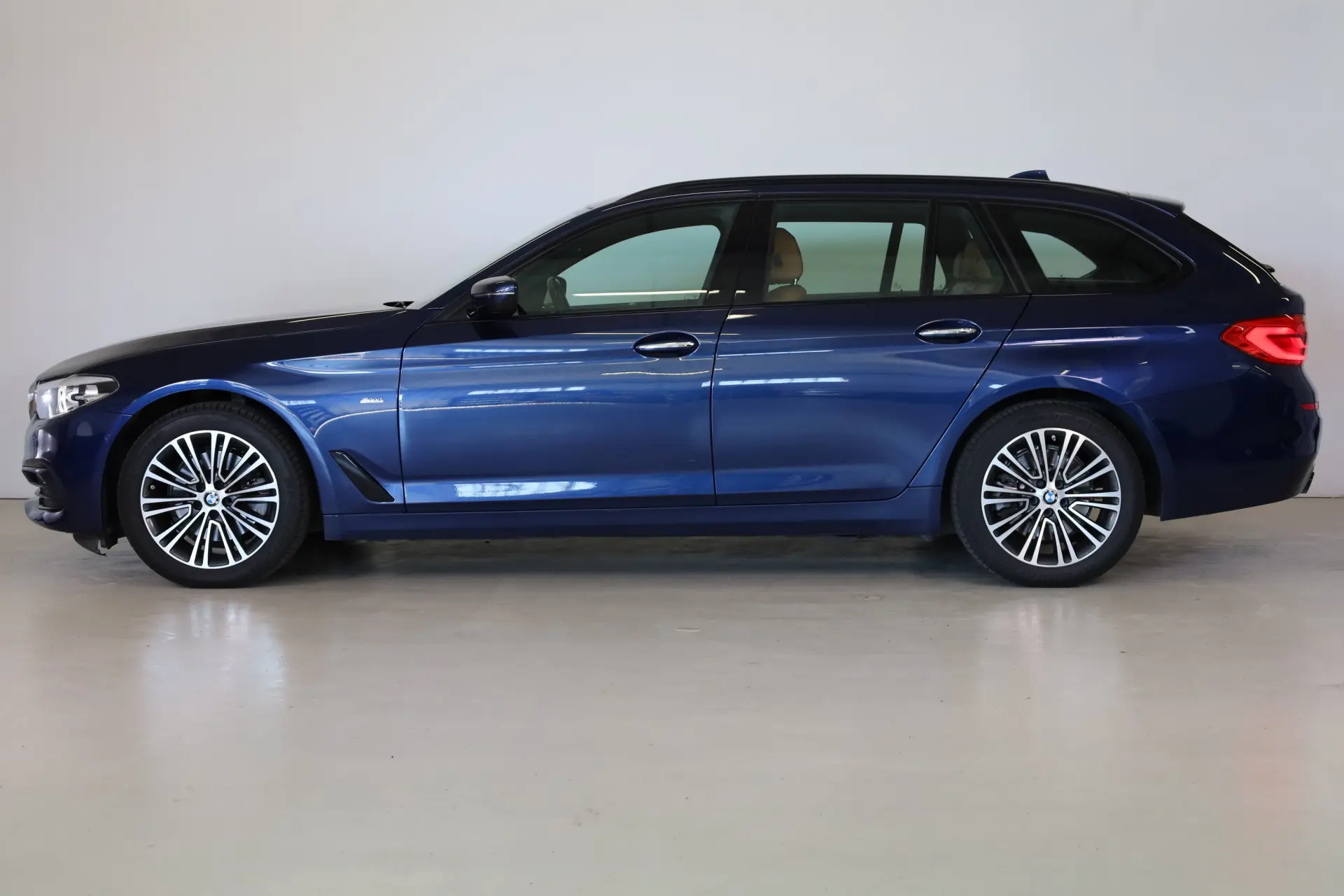 BMW 520 d xDrive Aut. Luxury Line 4