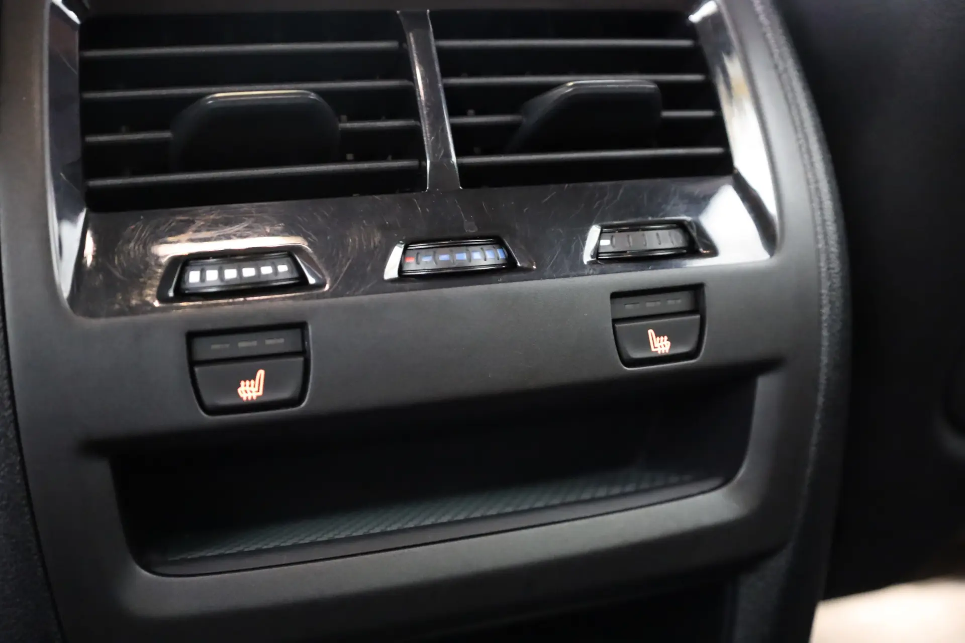 BMW X5 50 e xDrive Pack M Desportivo Pro 31