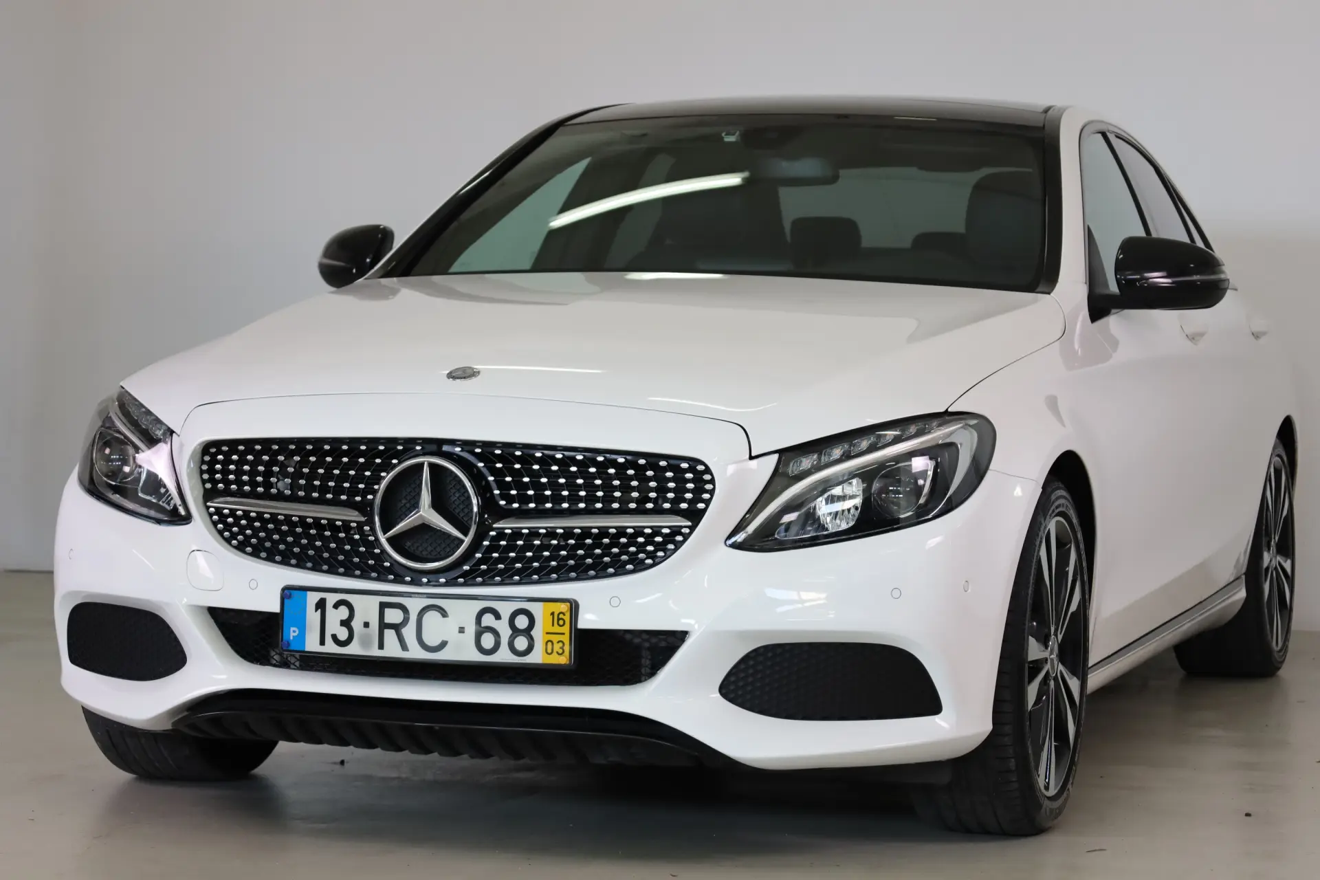 Mercedes-Benz C 350 e 11