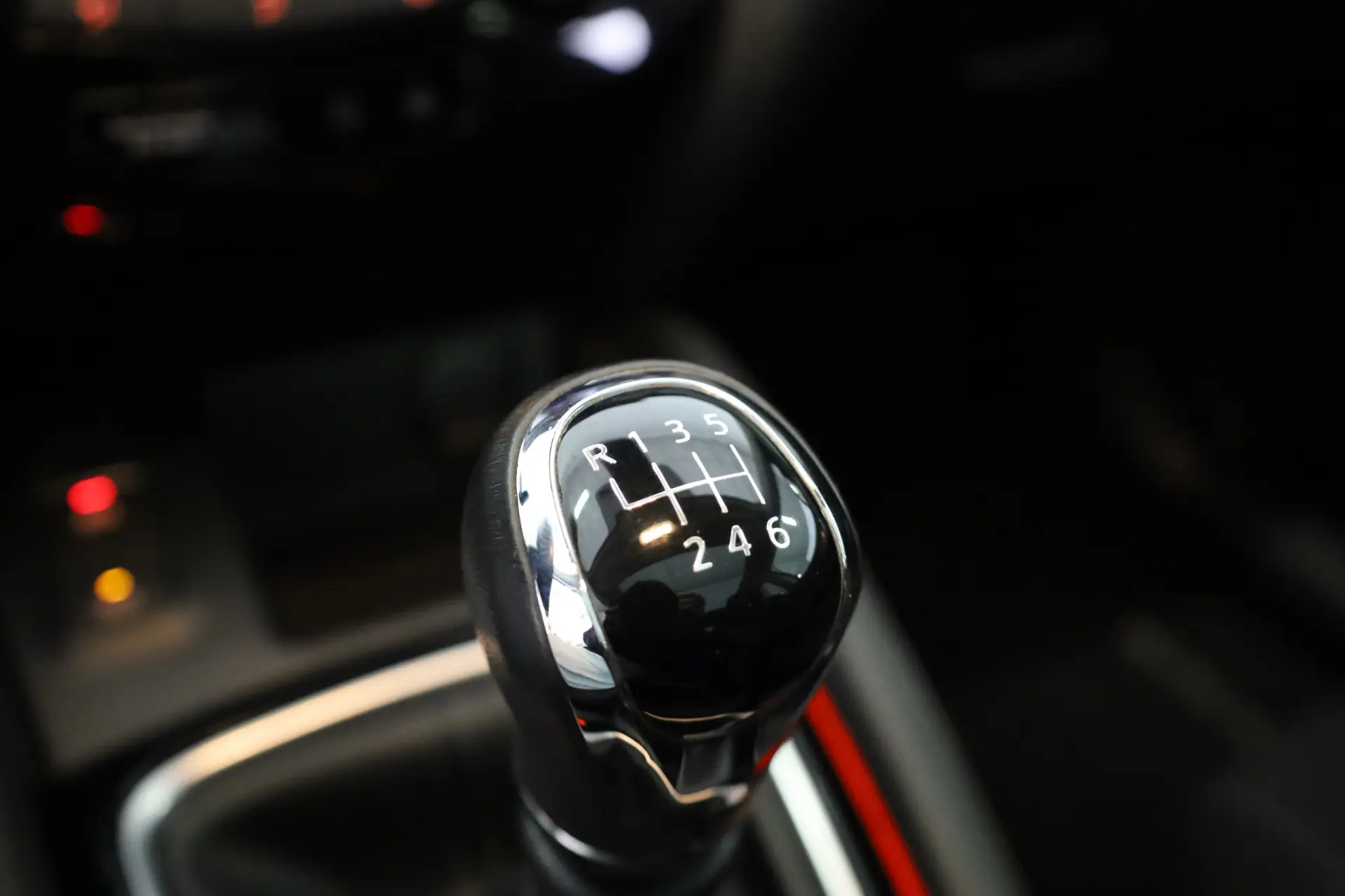 Nissan Qashqai 1.3 DIG-T N-Connecta LED+TT+SKY 33