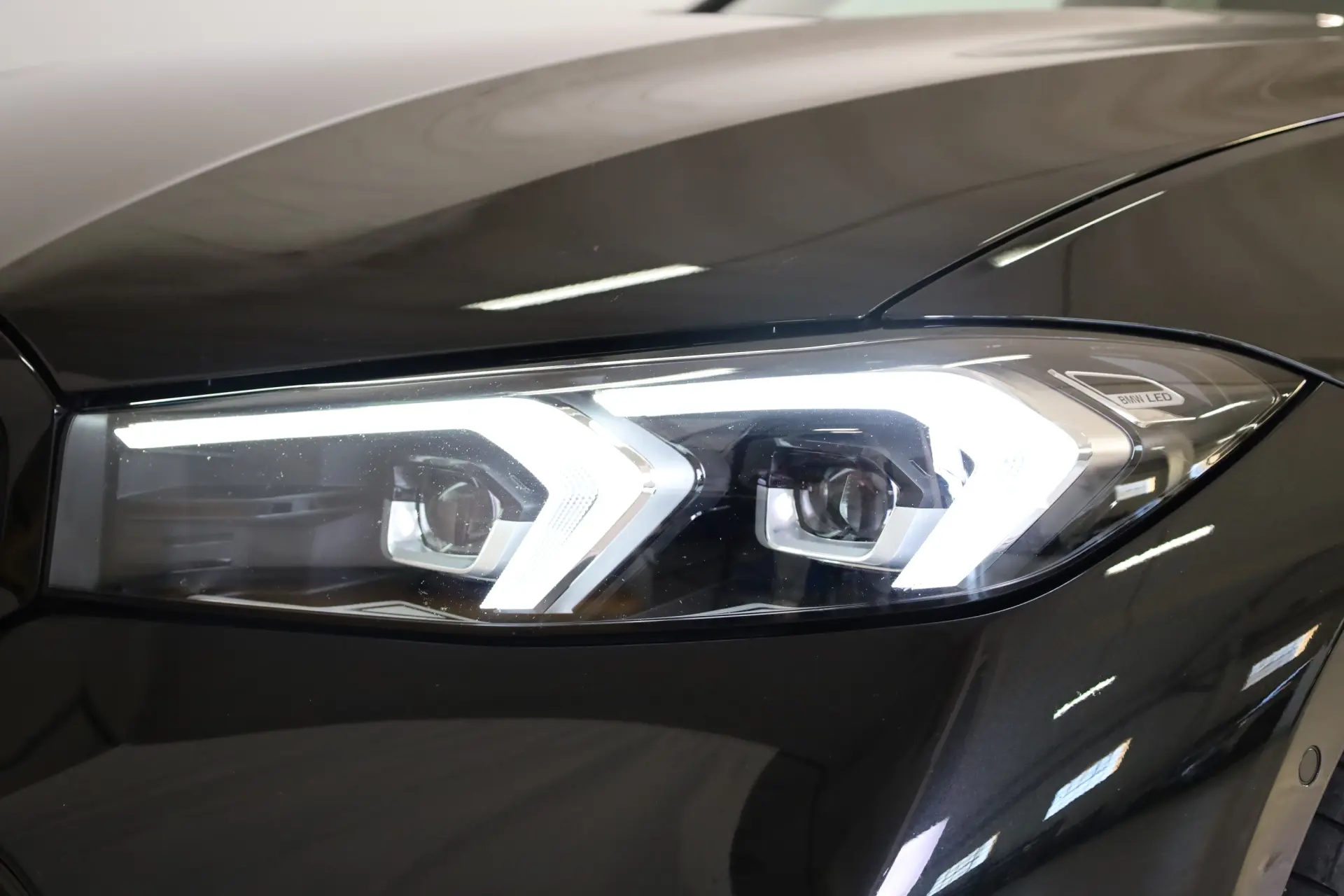 BMW 330 e Pack Desportivo M Auto 15