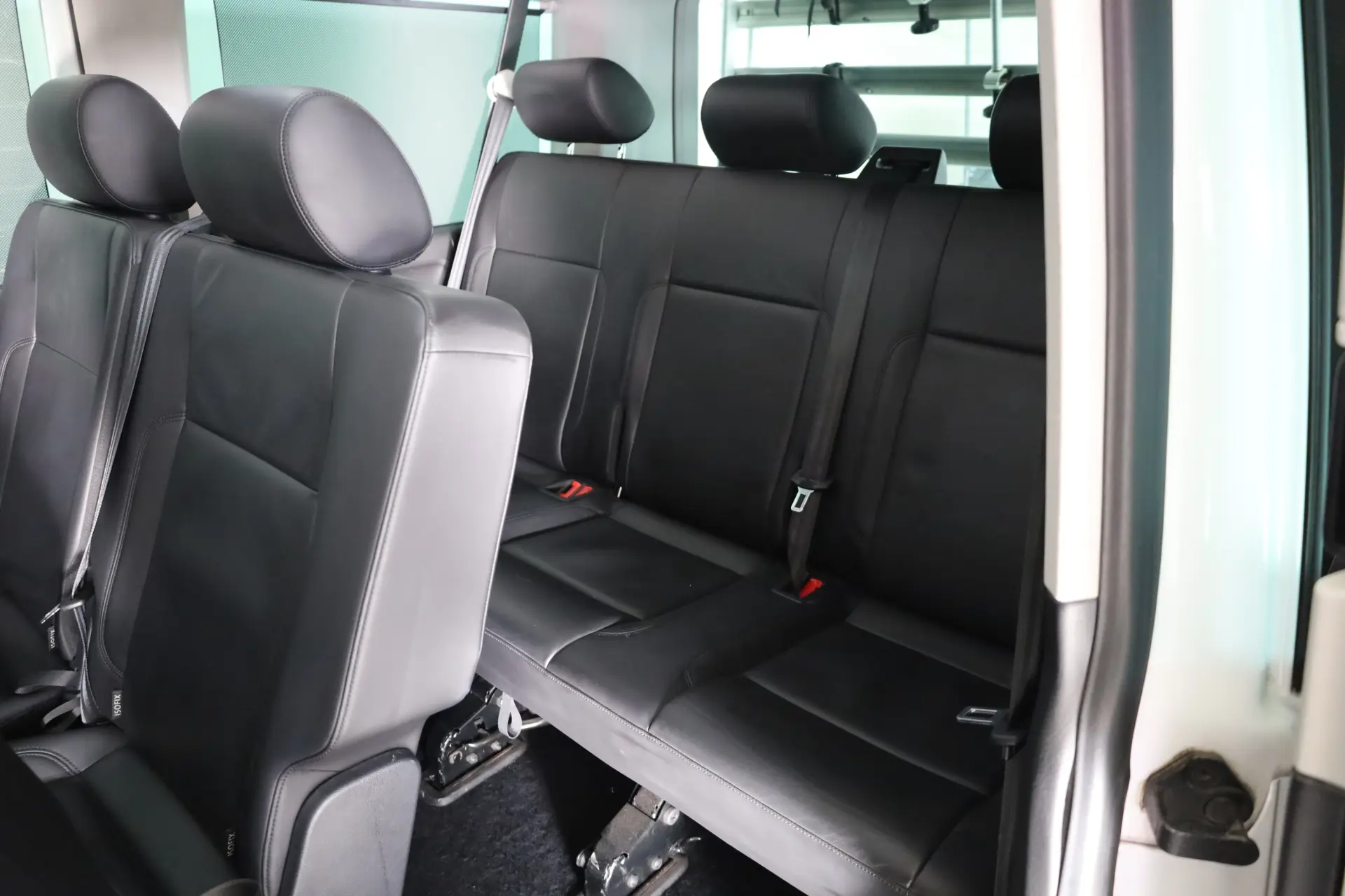 Volkswagen Caravelle 2.0 TDI BlueMotion Highline Aut 14