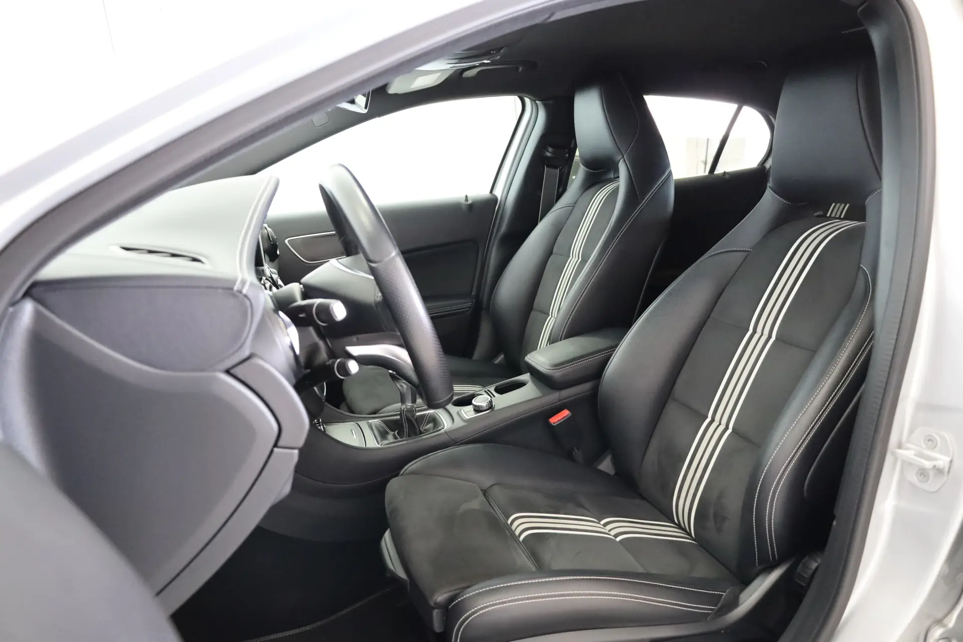 Mercedes-Benz GLA 180 Edition 1 20