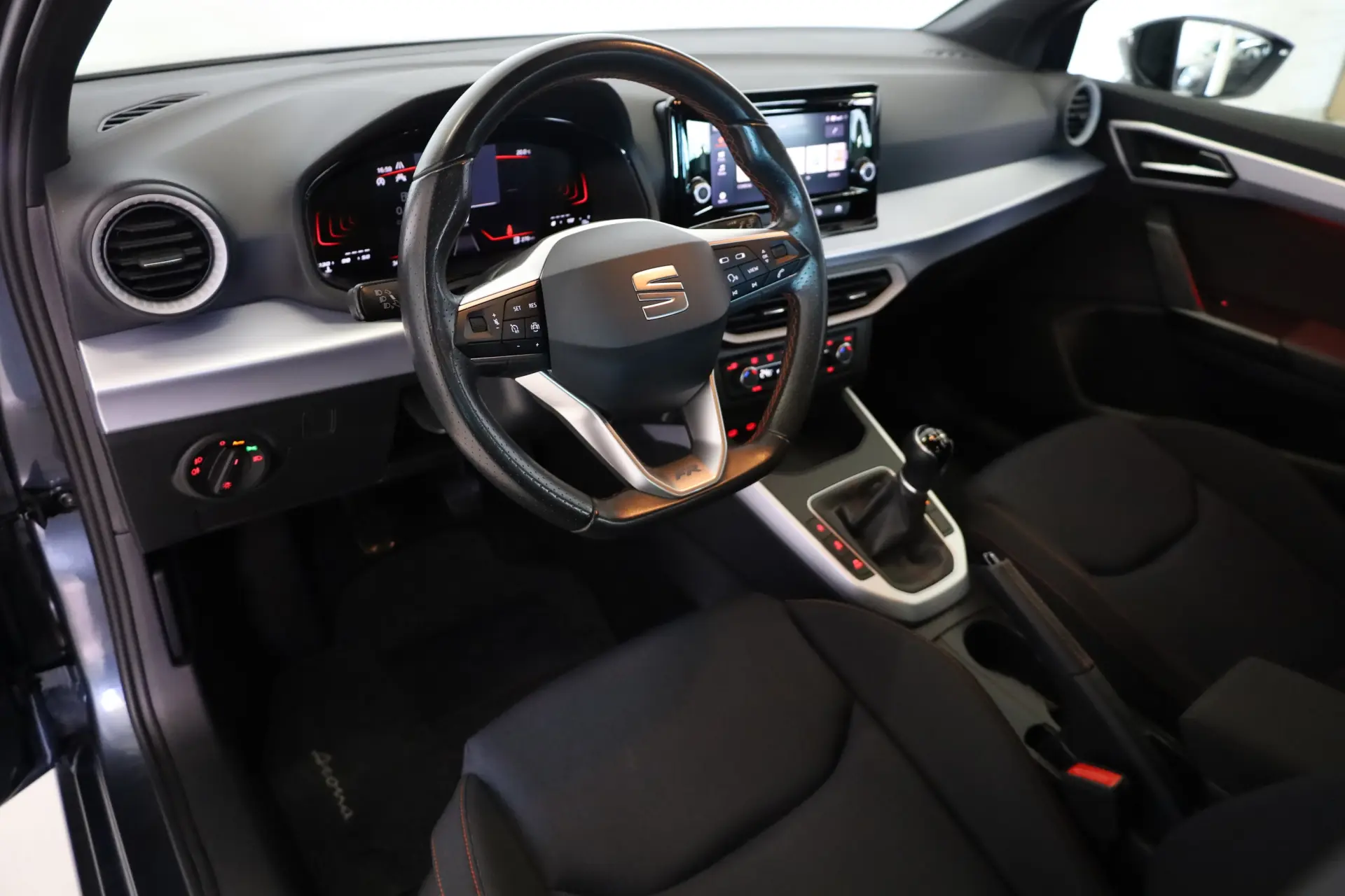 SEAT Arona 1.0 TSI FR 24