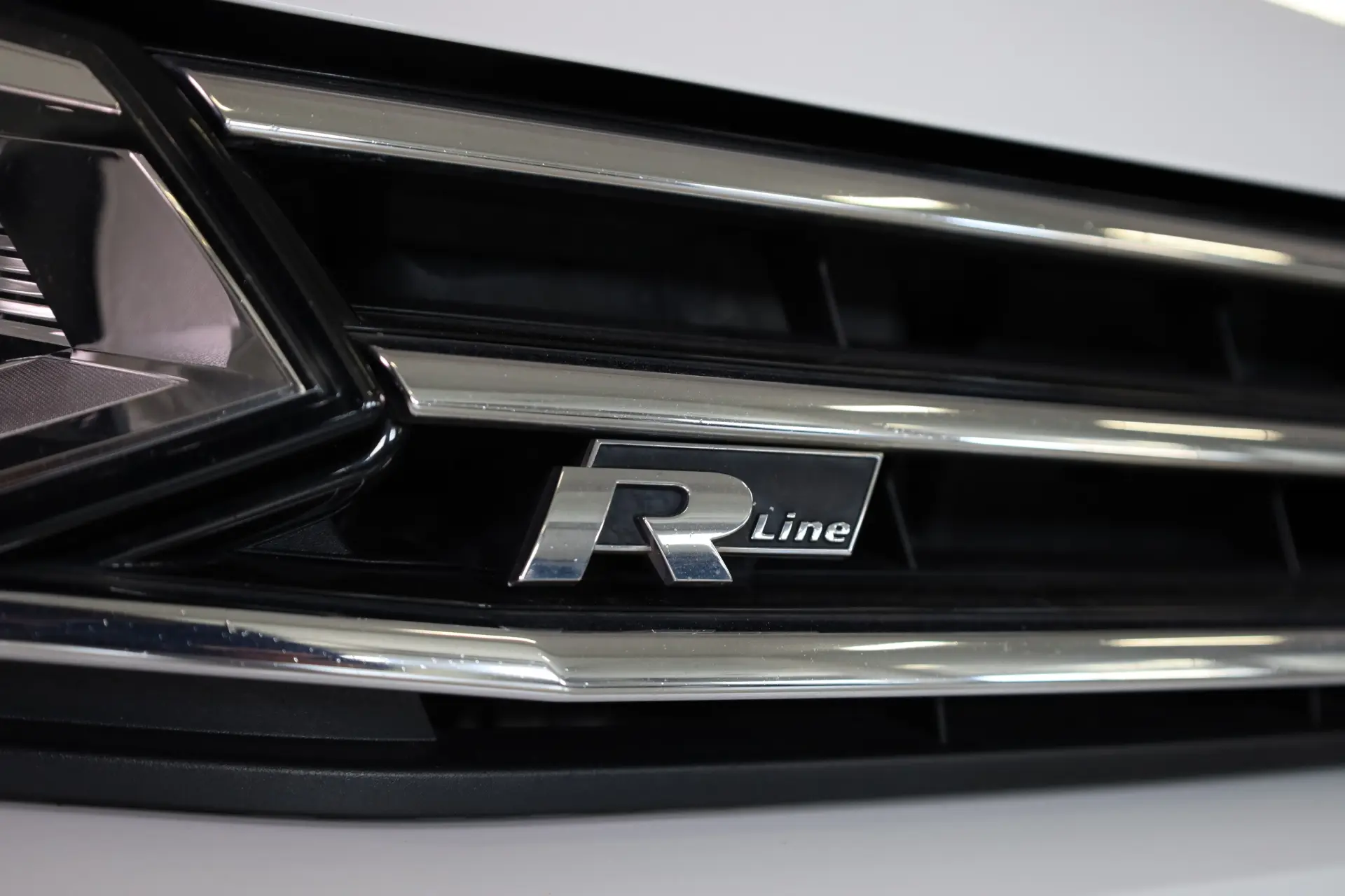 Volkswagen Touran 1.6 TDI R-Line DSG 9