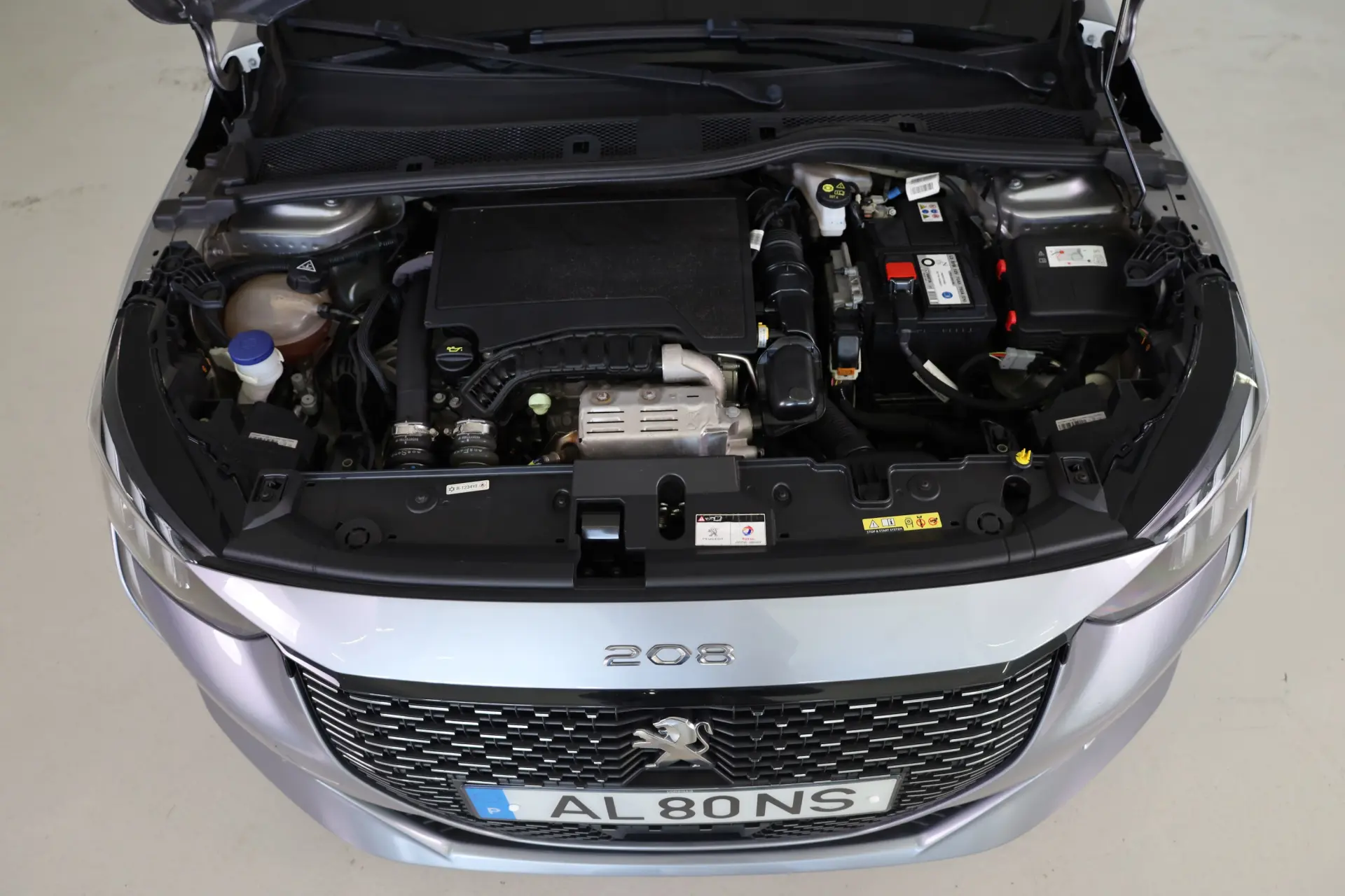 Peugeot 208 1.2 PureTech GT 9
