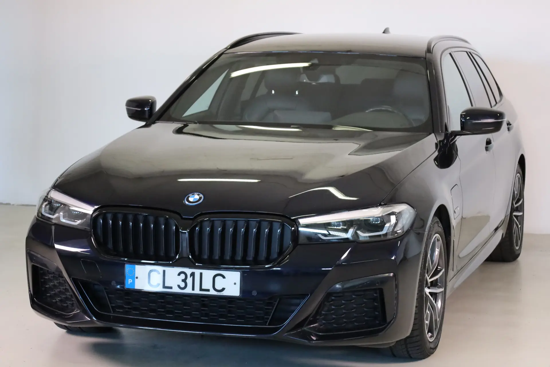 BMW 530 e Pack Desportivo M 12