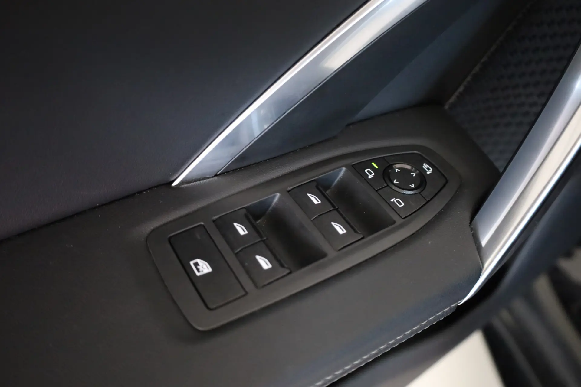 BMW X2 sDrive20i Pack Desportivo M Pro 51