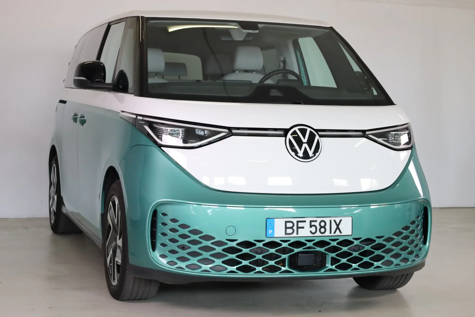 Volkswagen ID.Buzz Pro 1