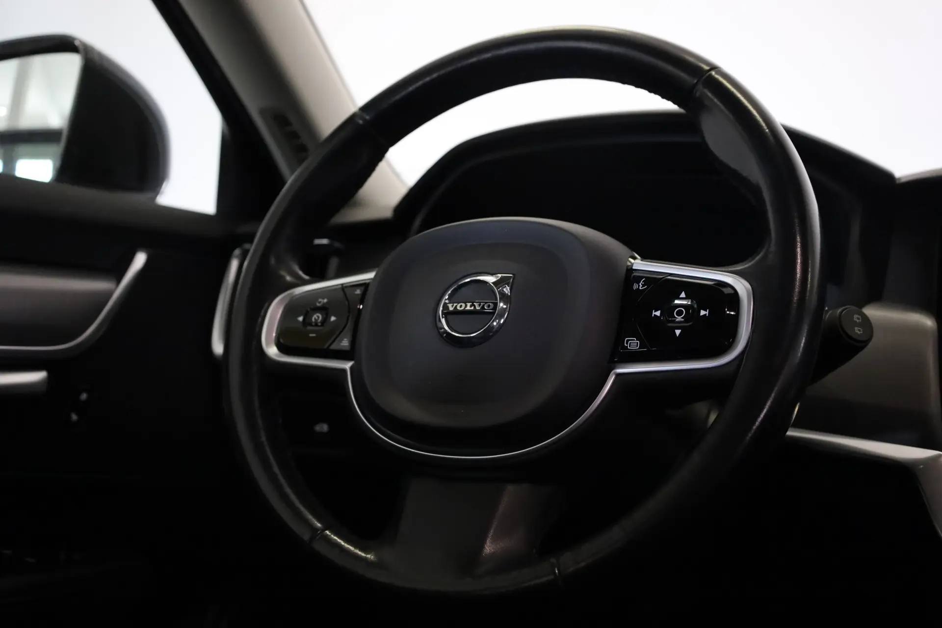Volvo V90 2.0 D4 Momentum Plus Geartronic 6
