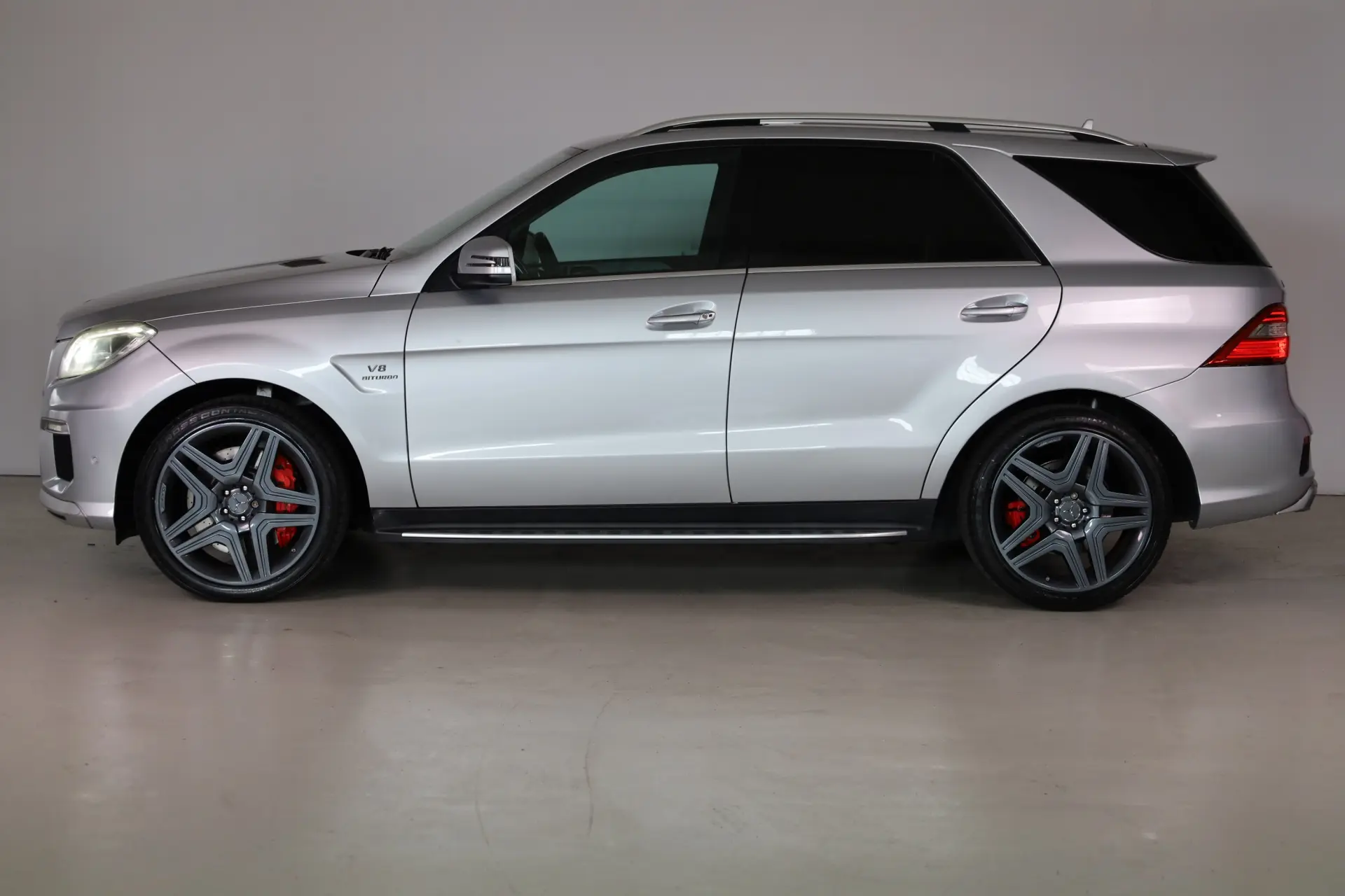 Mercedes-Benz ML 63 AMG 4Matic SpeedshiftFT 7G-TRONIC Performance Package 3