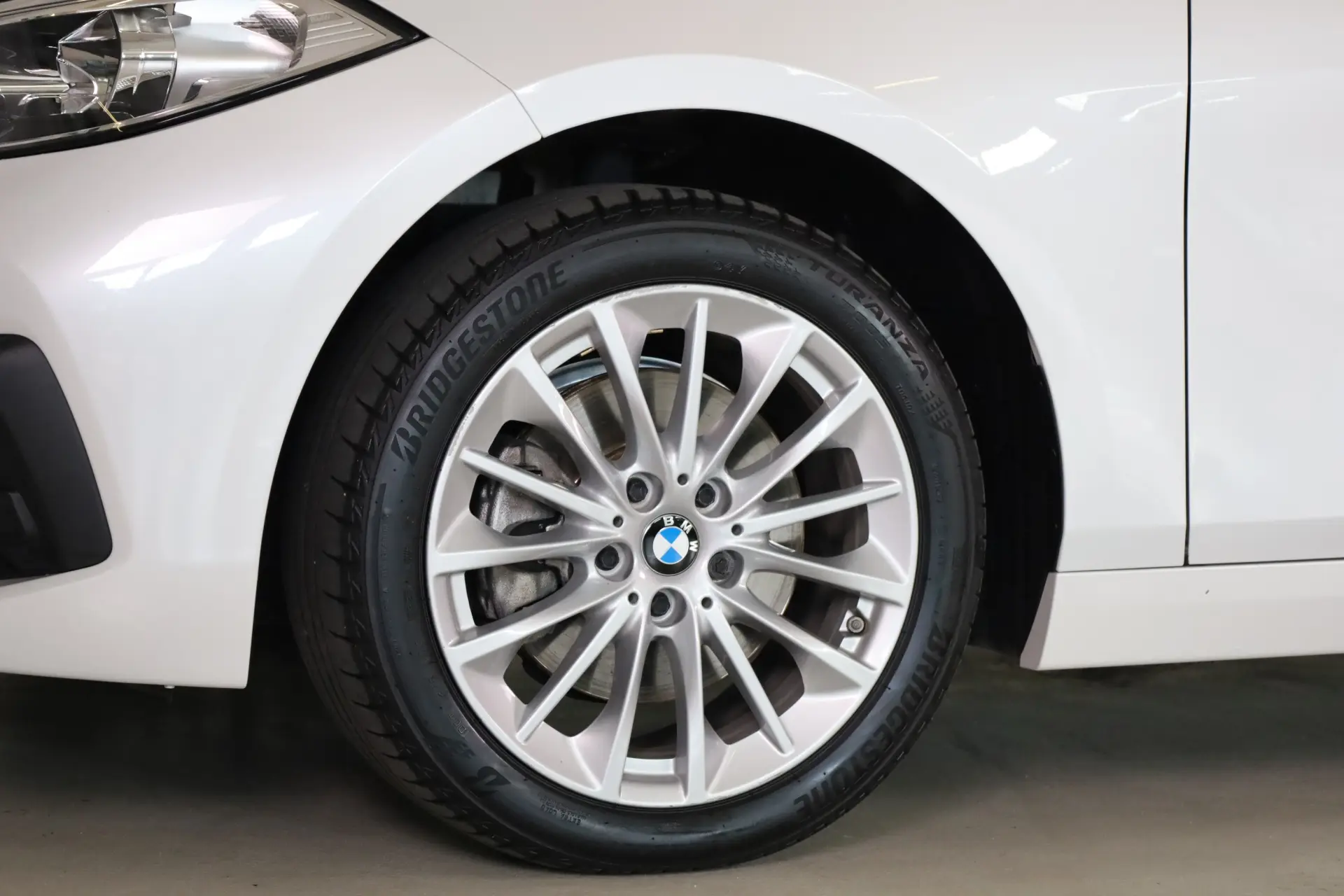 BMW 116 d Advantage Auto 12