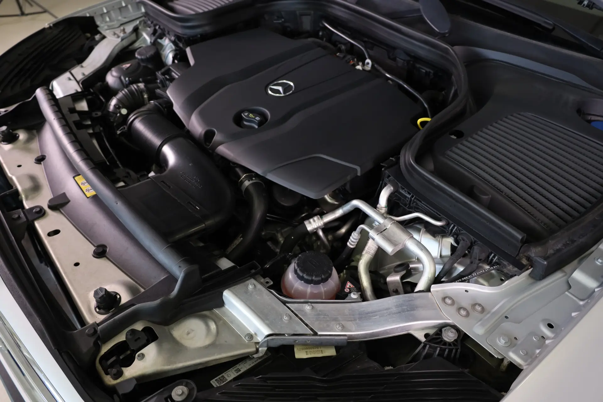 Mercedes-Benz GLC 250 d AMG Line 4-Matic 10