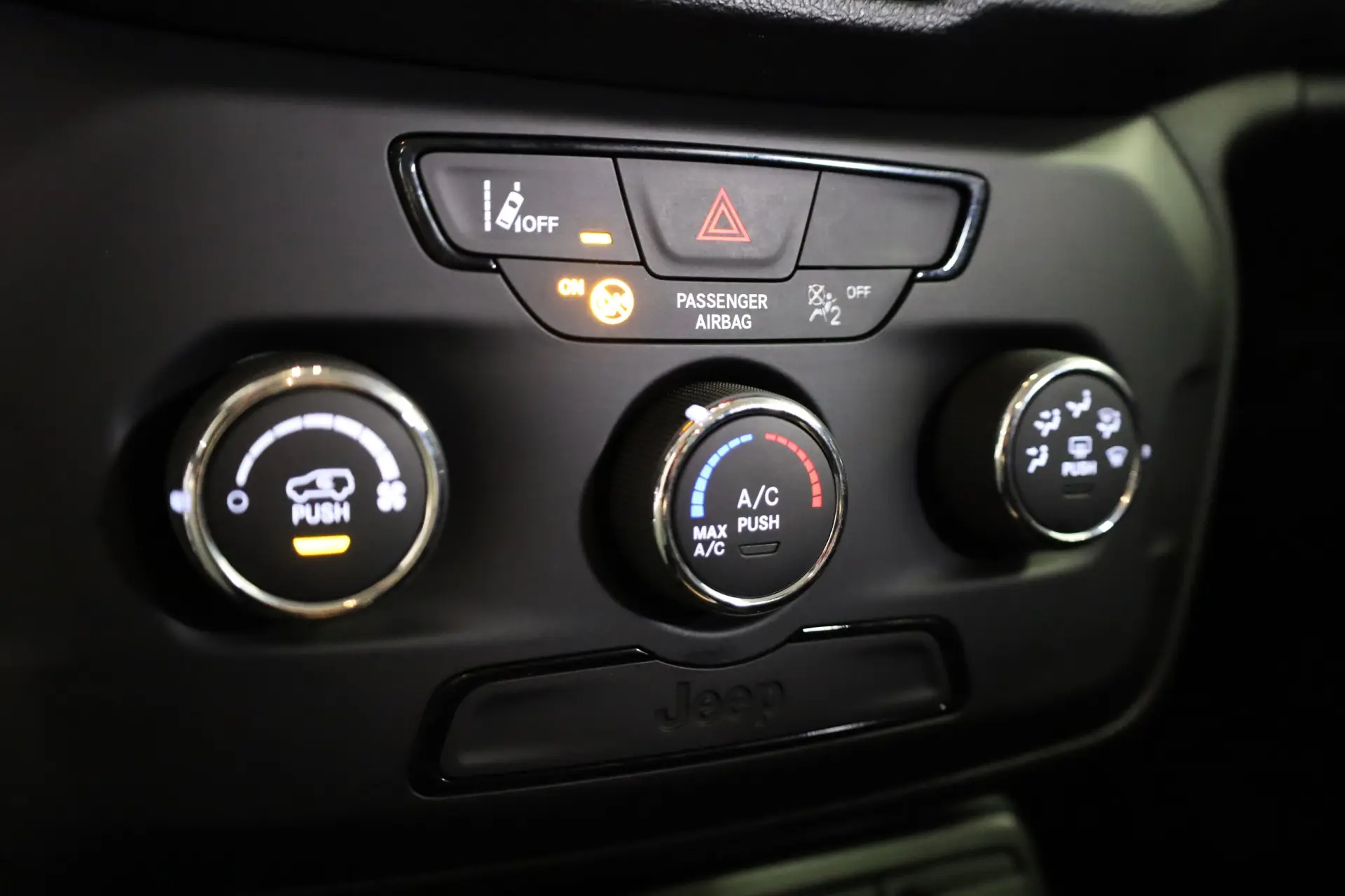 Jeep Renegade 1.0 T Sport 28