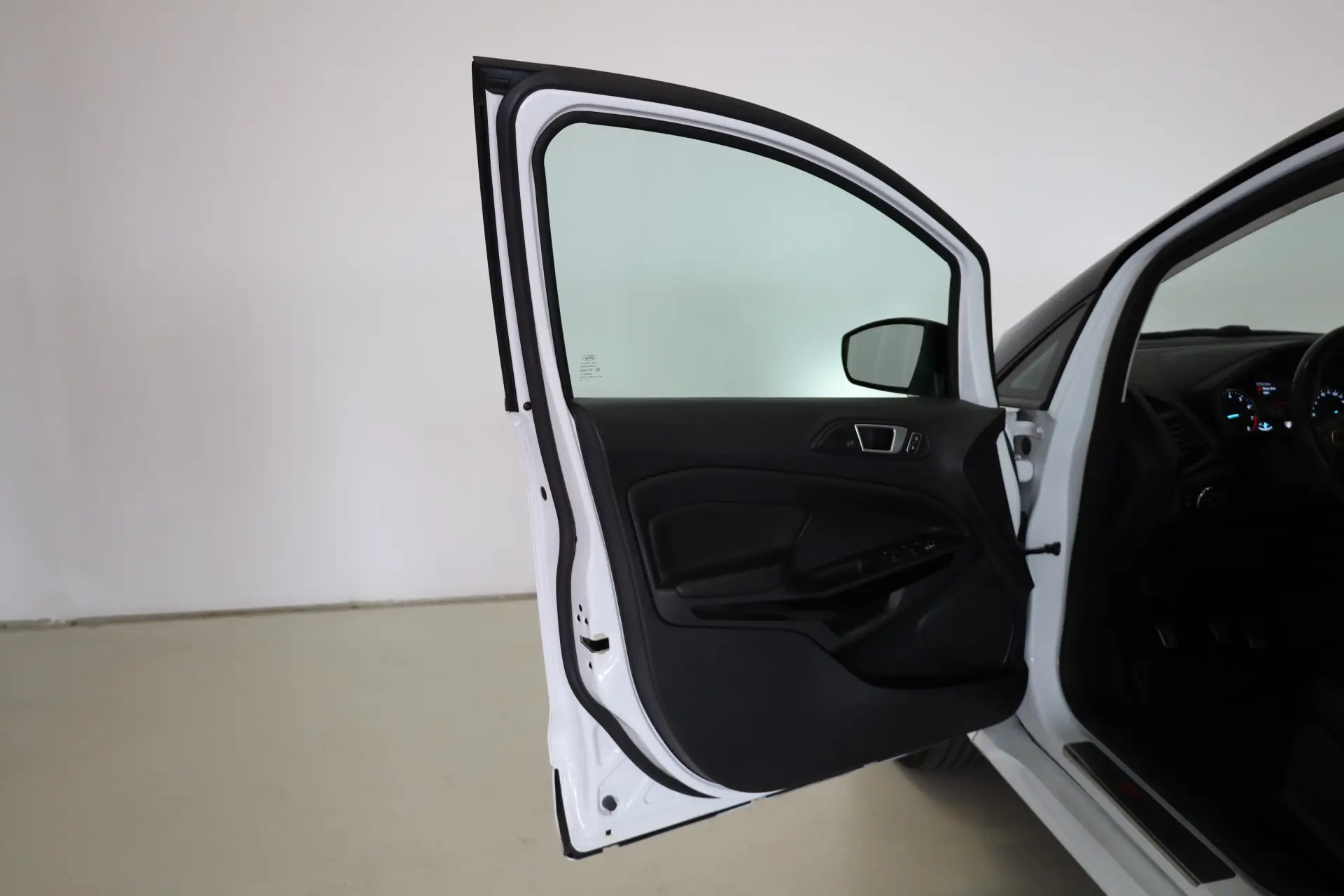 Ford EcoSport 1.0 EcoBoost ST-Line Plus 17