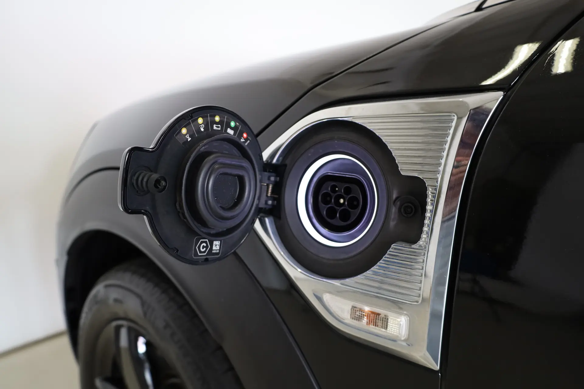 MINI Countryman Cooper SE ALL4 Auto 16