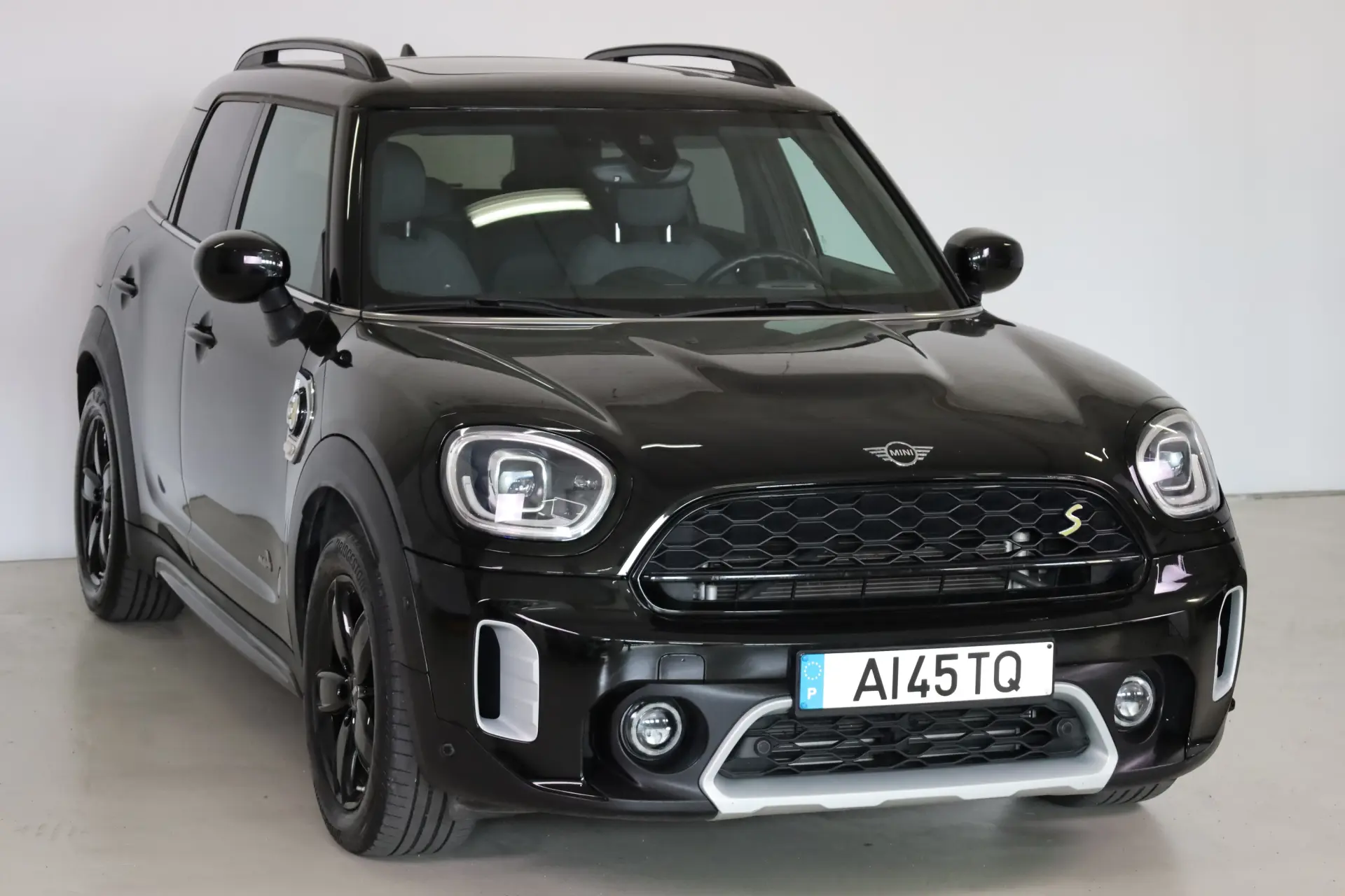 MINI Countryman Cooper SE ALL4 Auto 7