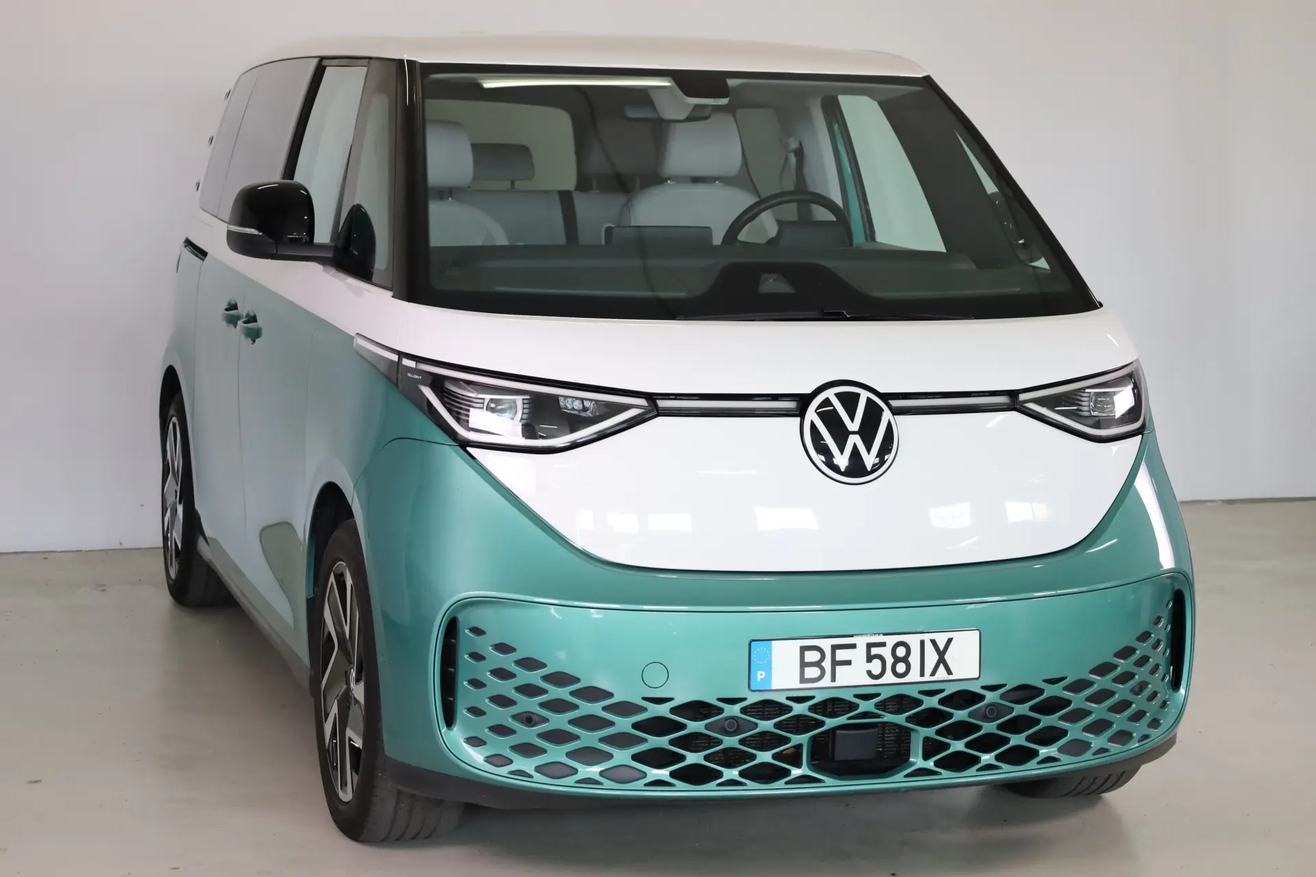 Volkswagen ID.Buzz Pro 7