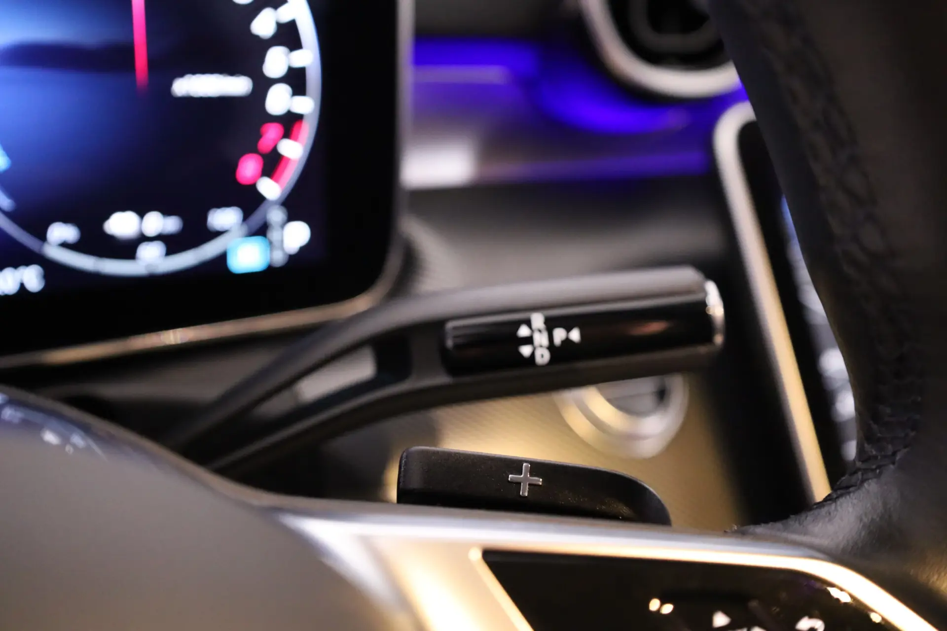 Mercedes-Benz C 300 e T 9G-TRONIC Avantgarde 35