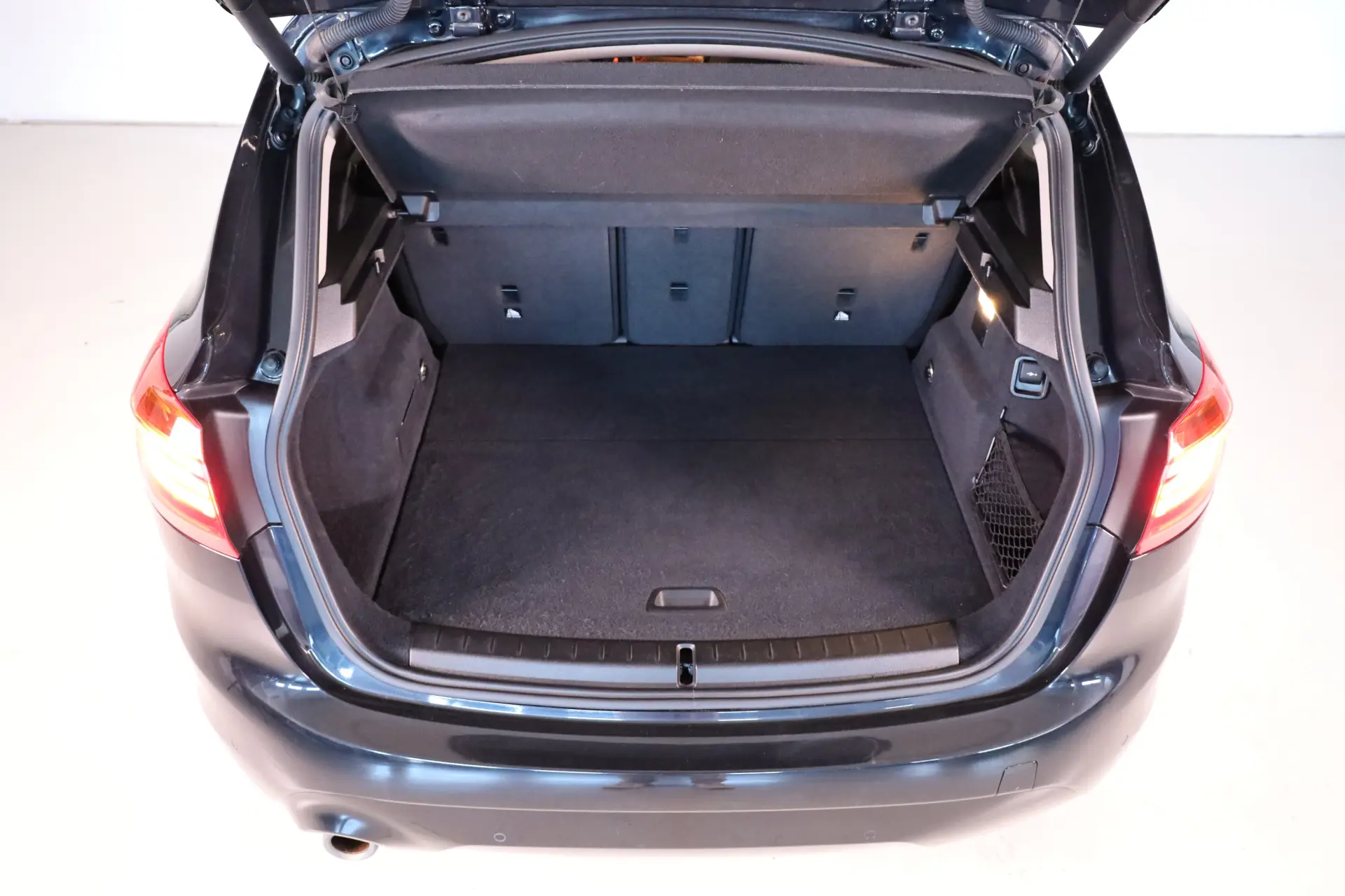 BMW 225xe Active Tourer Advantage 21