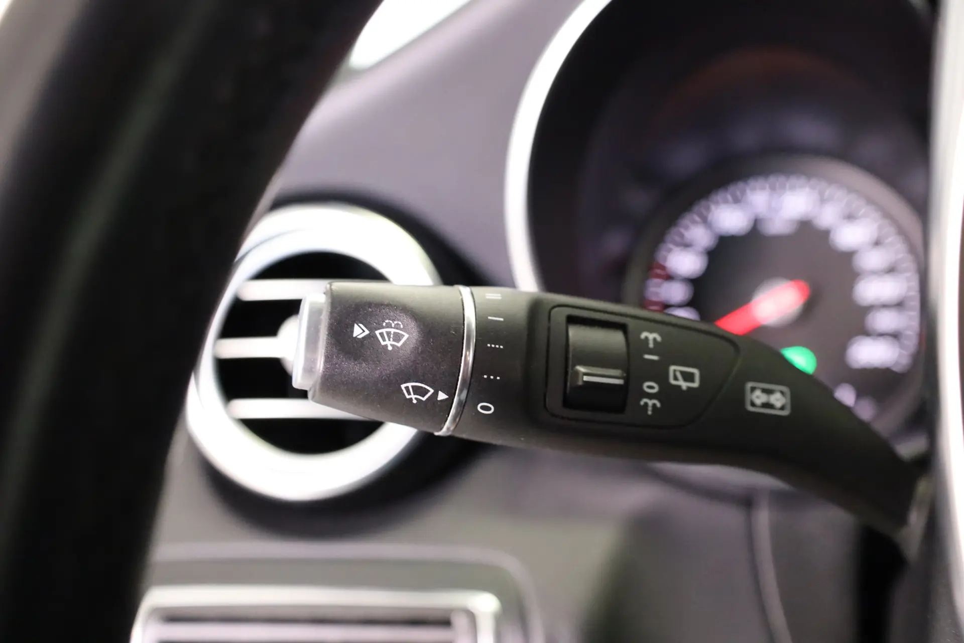 Mercedes-Benz GLC 250 d AMG Line 4-Matic 39