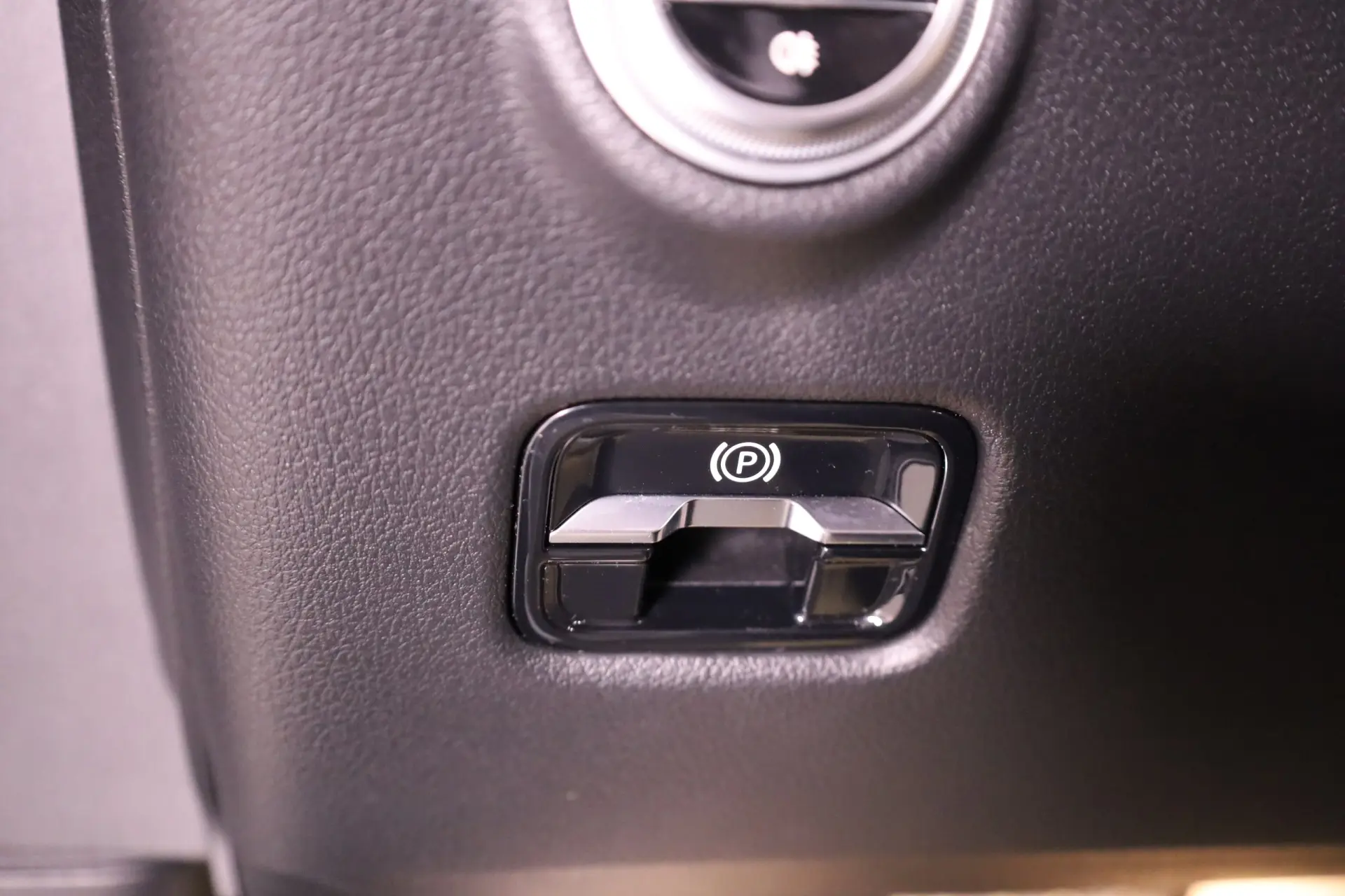 Mercedes-Benz C 300 e T 9G-TRONIC Avantgarde 43