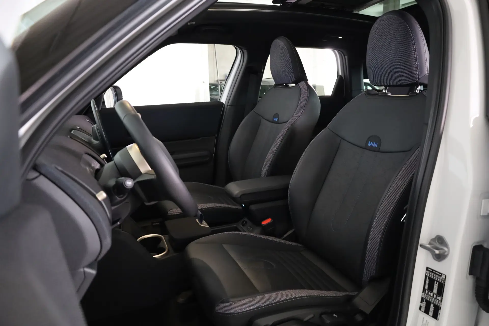 MINI Countryman C Classic XS 27
