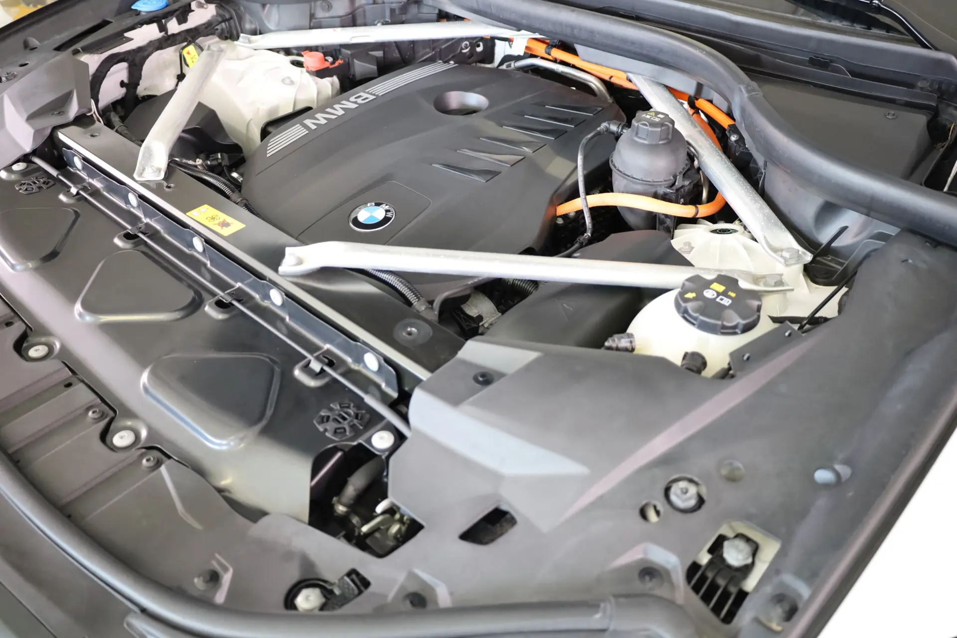 BMW X5 50 e xDrive Pack M Desportivo Pro 10