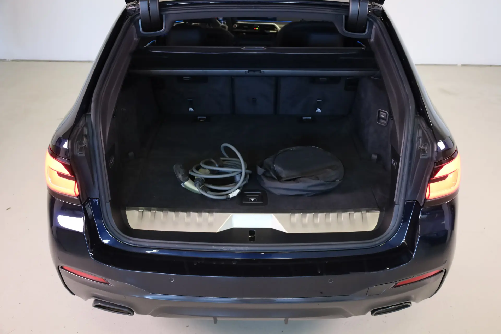 BMW 530 e Pack Desportivo M 20