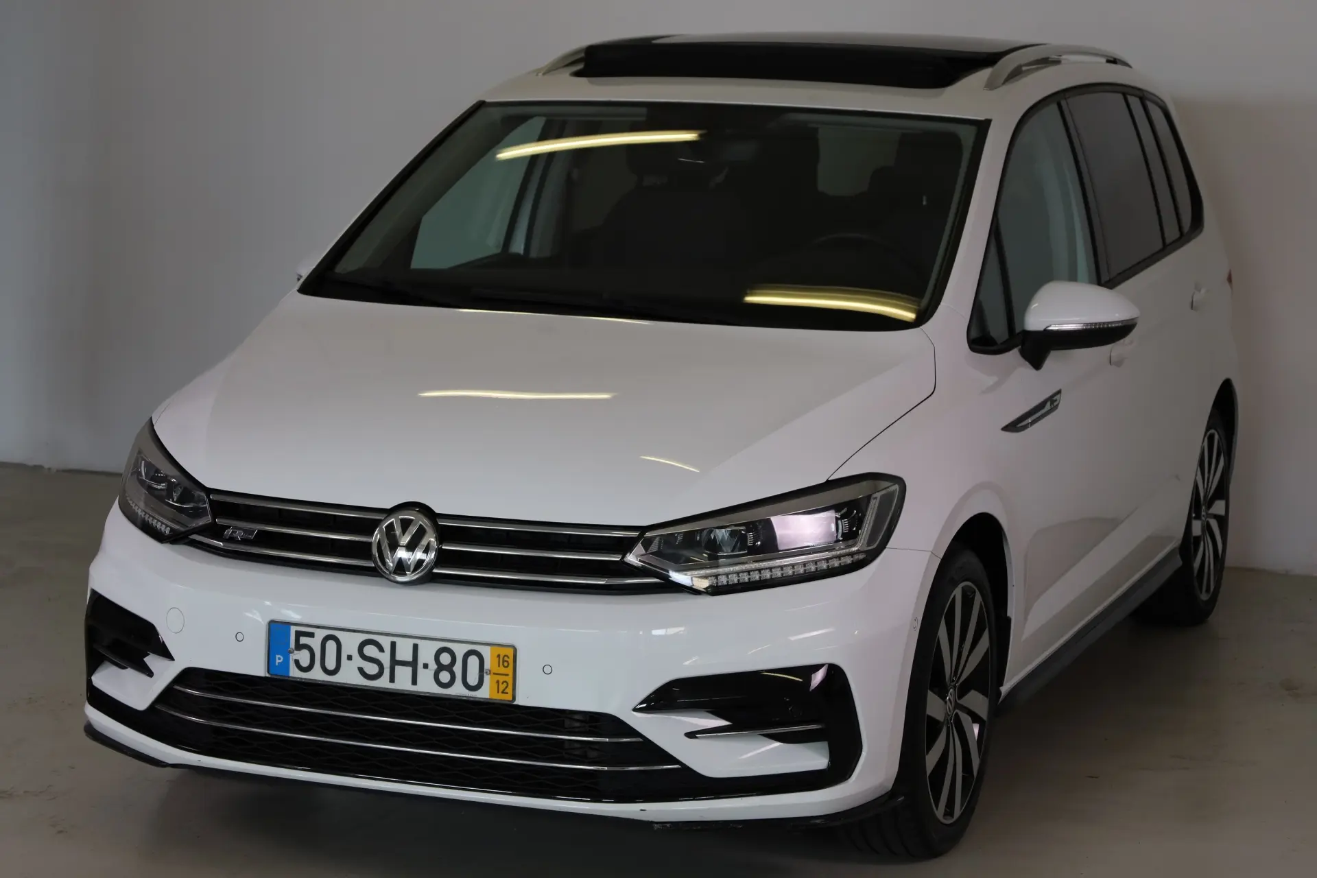 Volkswagen Touran 1.6 TDI R-Line DSG 8