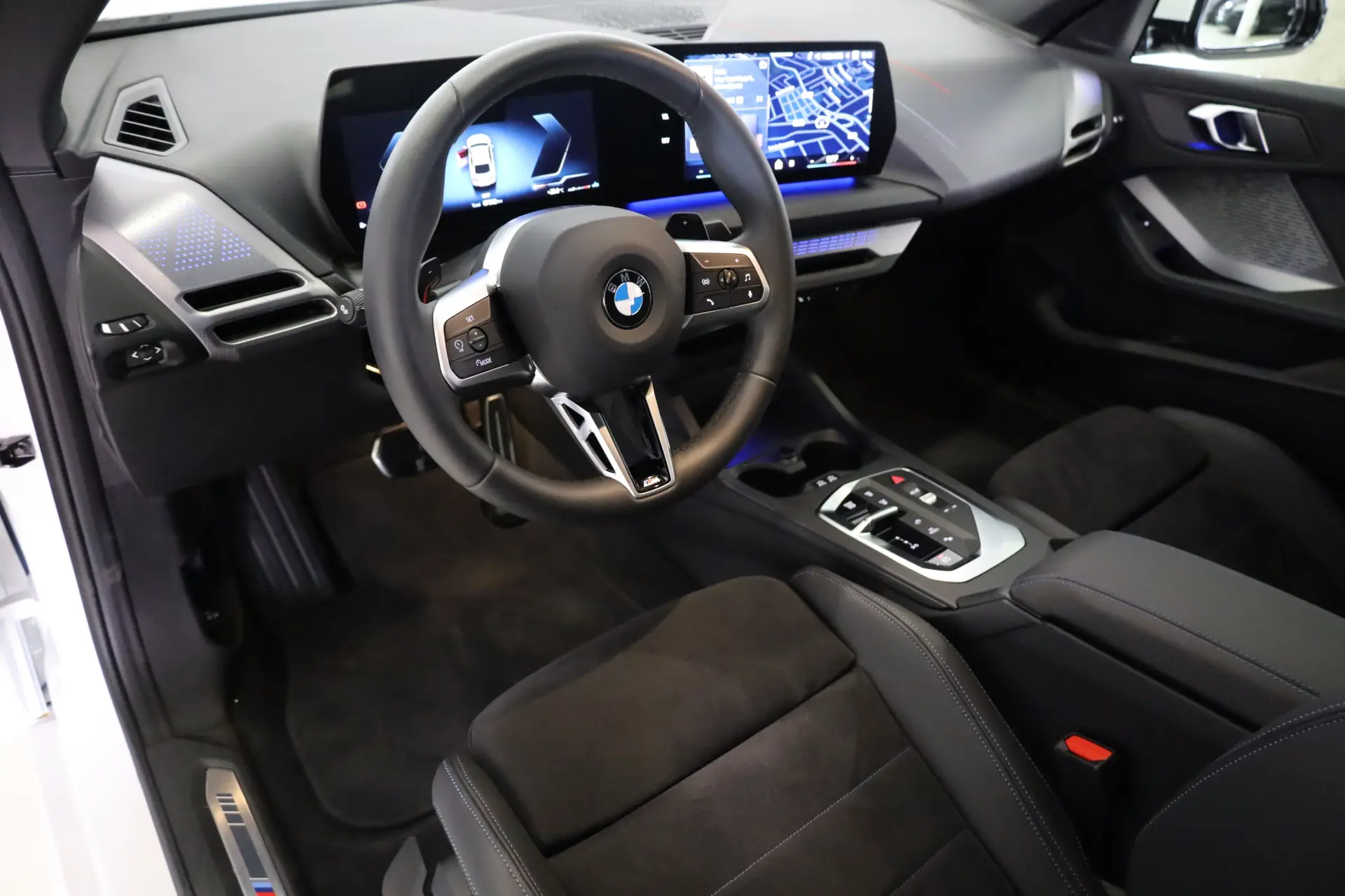 BMW 216 Gran Coupé Pack Desportivo M Pro 23
