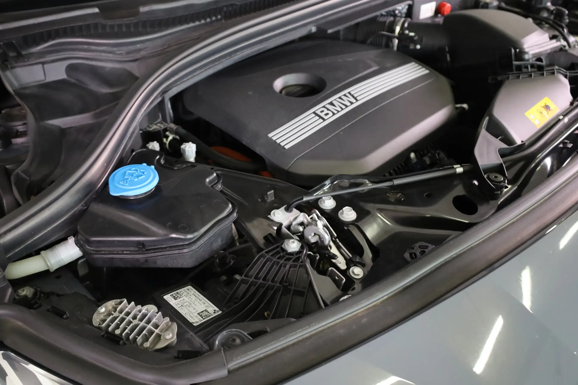 BMW 225xe Active Tourer e xDrive Pack Desportivo M 8