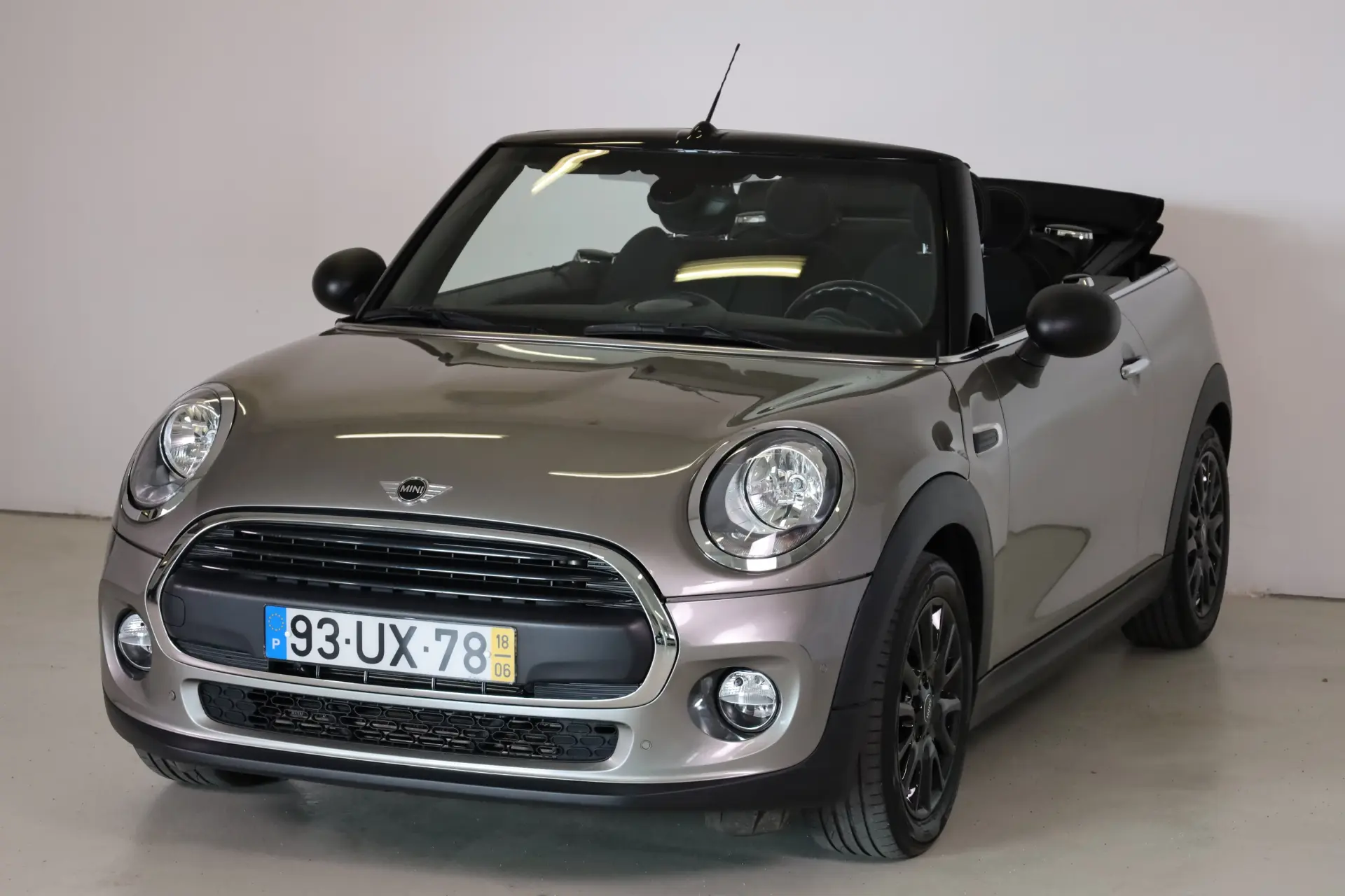 MINI Cabrio One Sport Edition 3