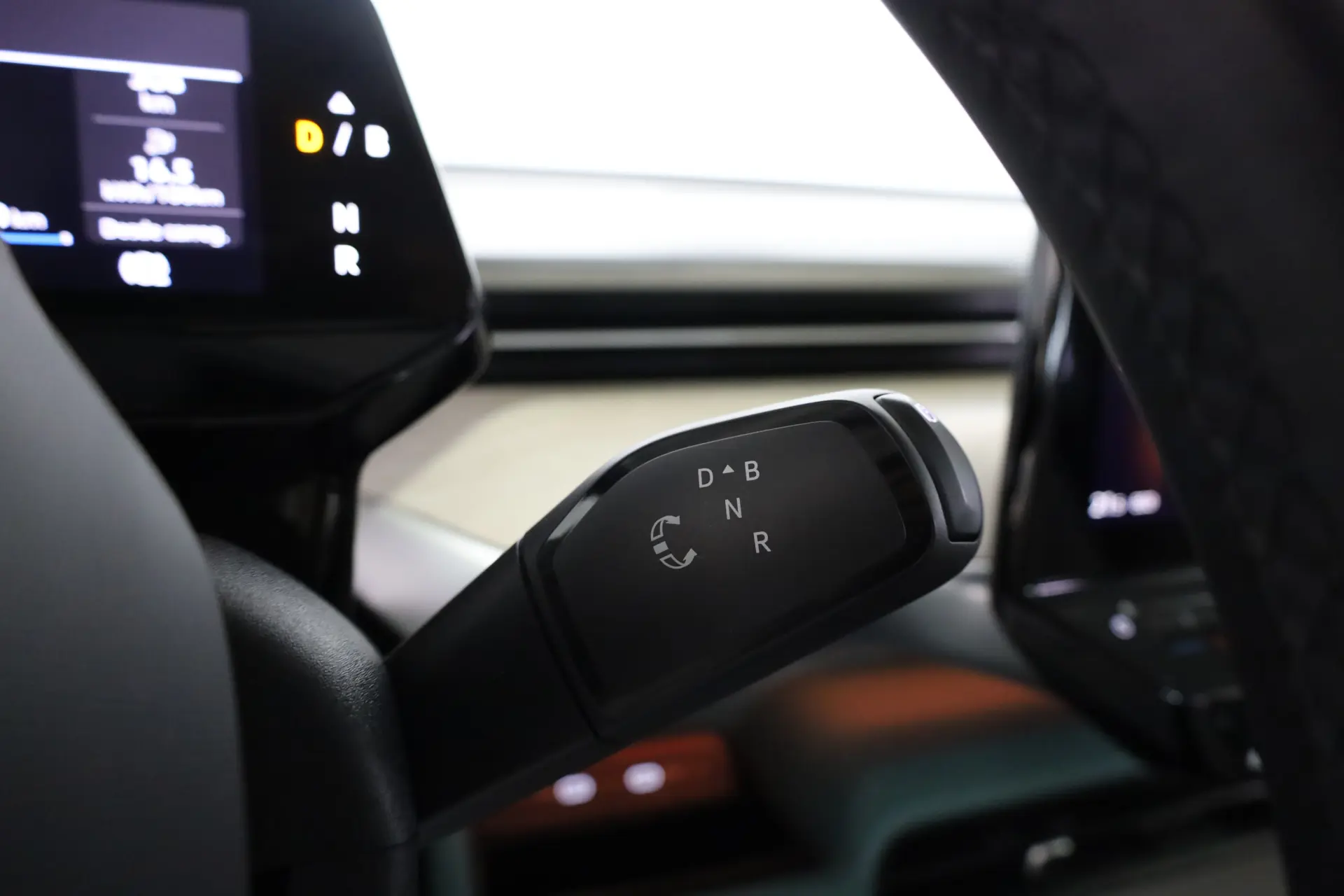 Volkswagen ID.Buzz Pro 38
