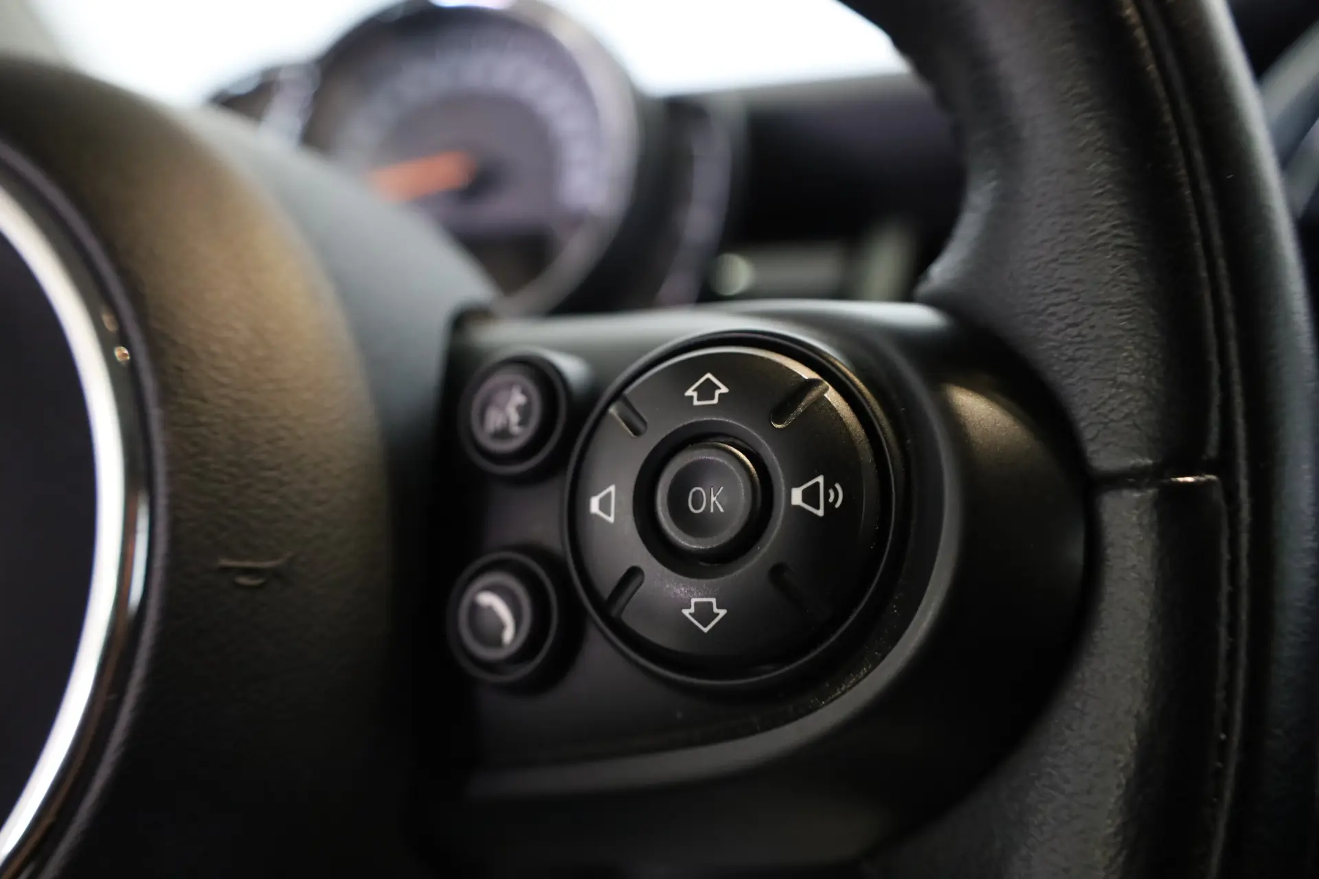 MINI 3 Portas Cooper D 26
