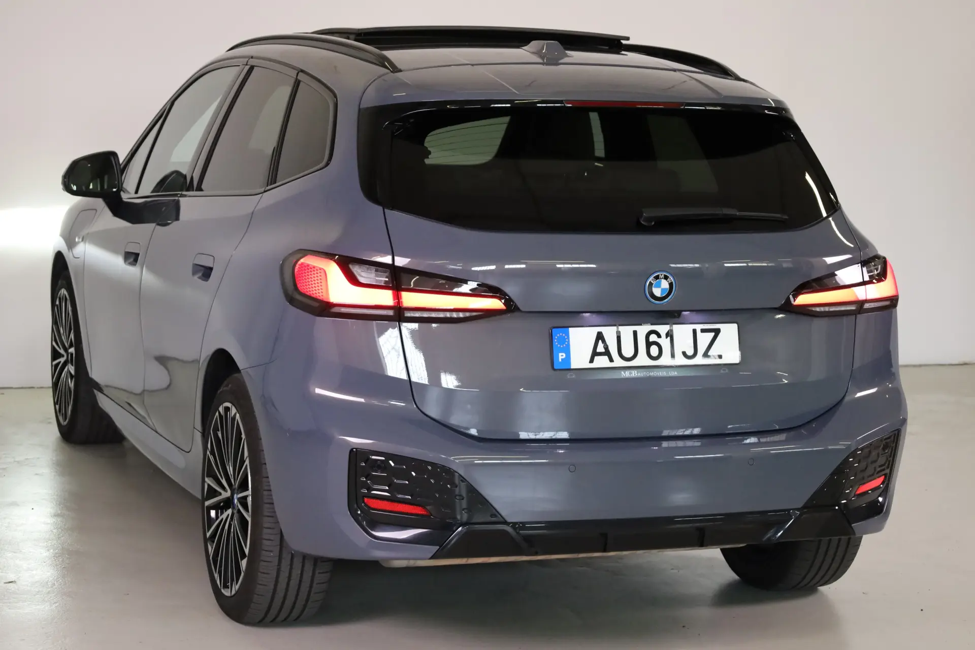 BMW 225xe Active Tourer e xDrive Pack Desportivo M 16