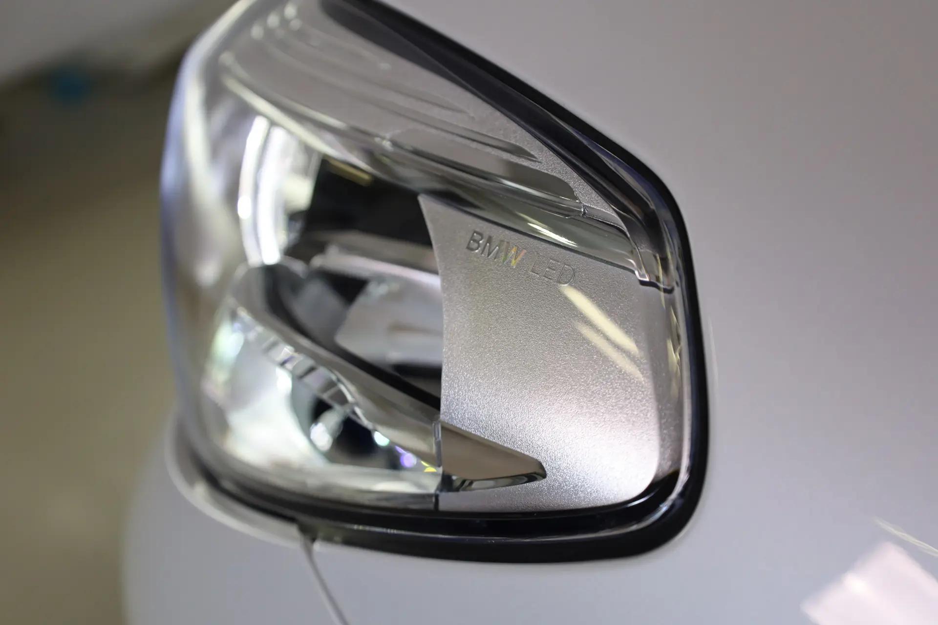 BMW iX3 Inspiring 13