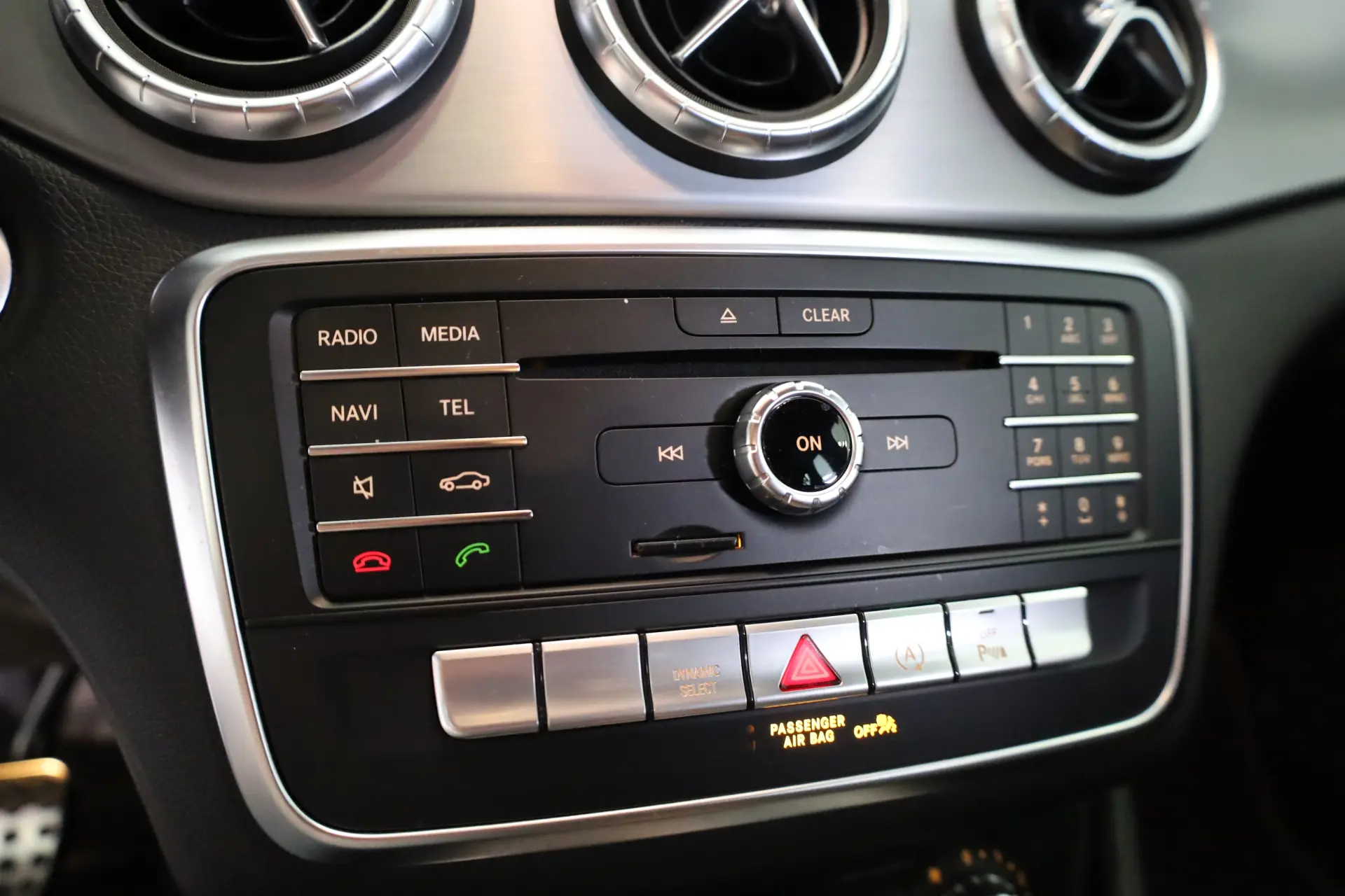 Mercedes-Benz CLA 200 d Shooting Brake AMG Line Aut. 29