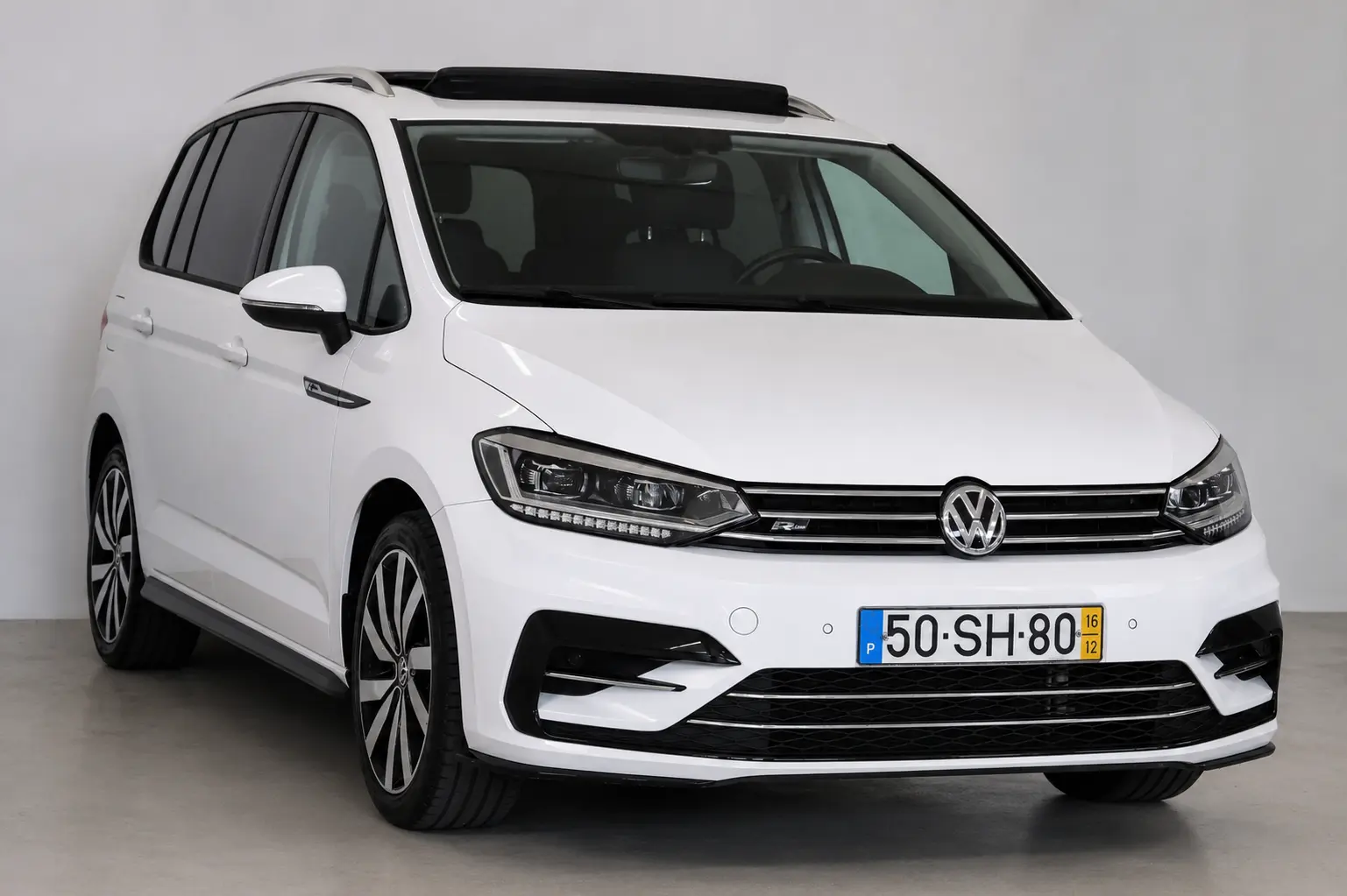 Volkswagen Touran 1.6 TDI R-Line DSG 1