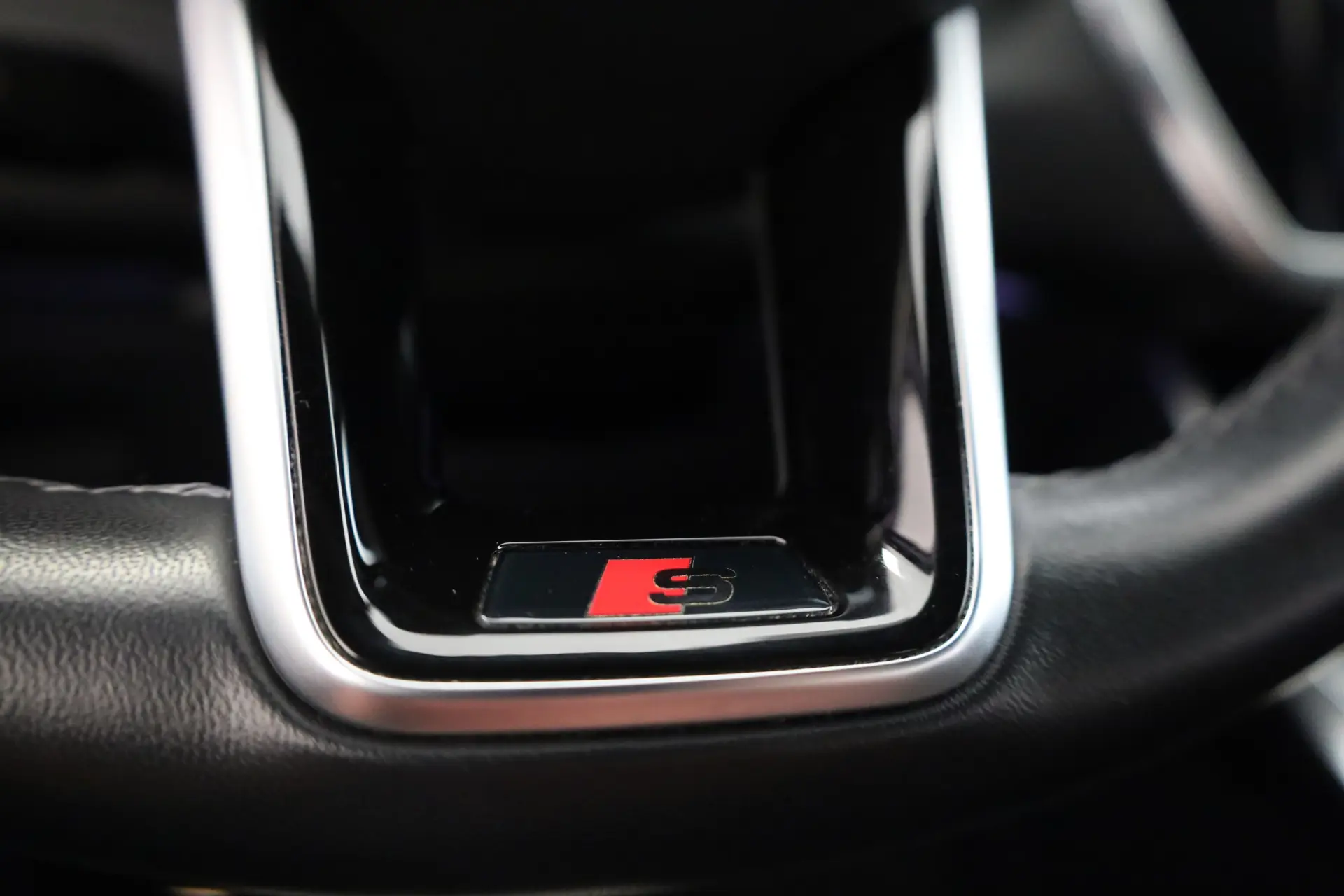 Audi A6 Avant 40 TDI S line S tronic 24