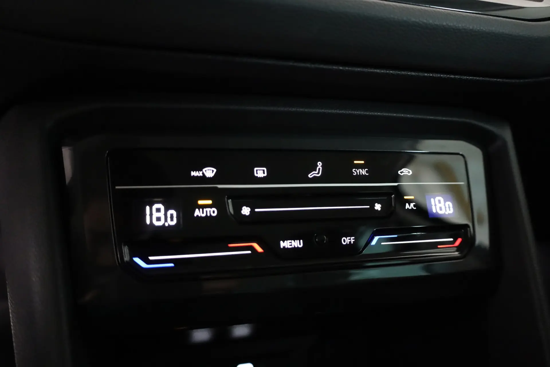 Volkswagen Tiguan 1.5 TSI Life 26